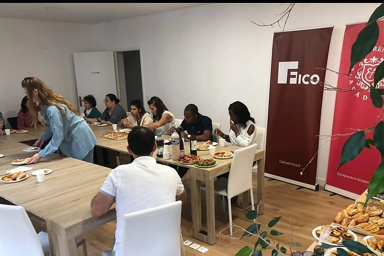 Lieux événementiels, RUE DU PONT NEUF ***** (RIVOLI / SAINT HONORÉ / CHATELET)