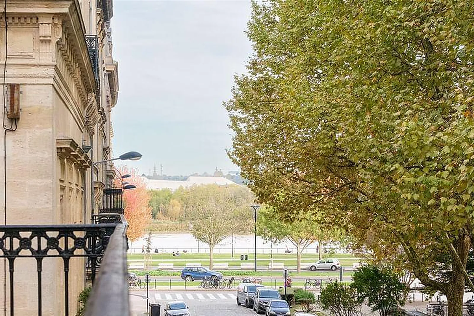 Lieux événementiels, LE COMPLEXE SALON DE PROVENCE