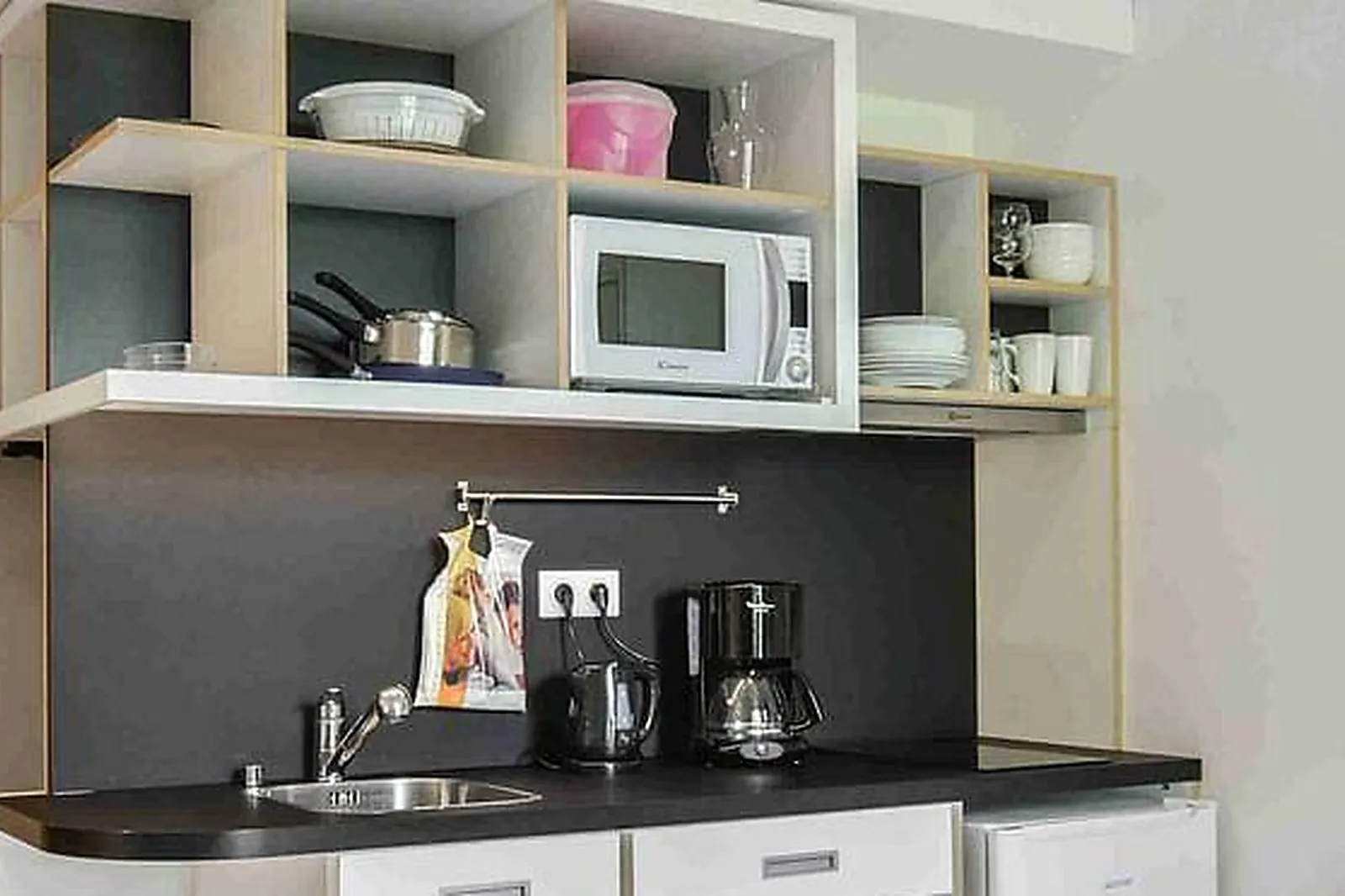 Lieux événementiels, RÉSIDENCE KYRIAD CABRIES