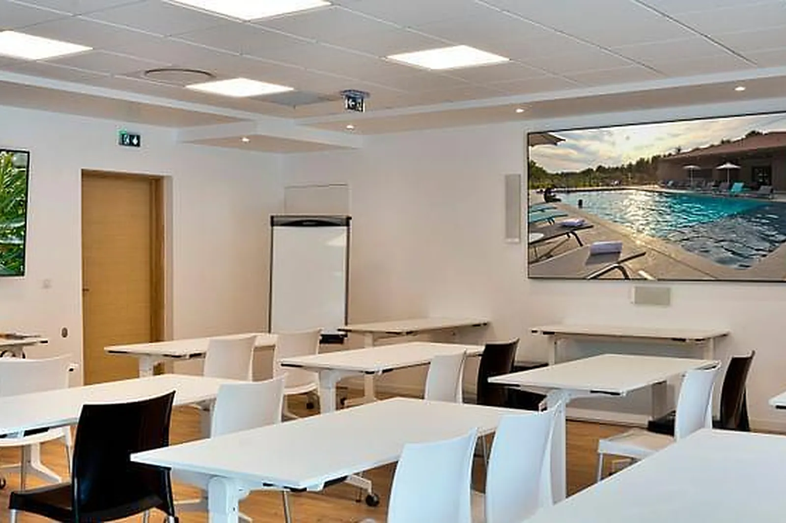 Lieux événementiels, RÉSIDENCE KYRIAD CABRIES