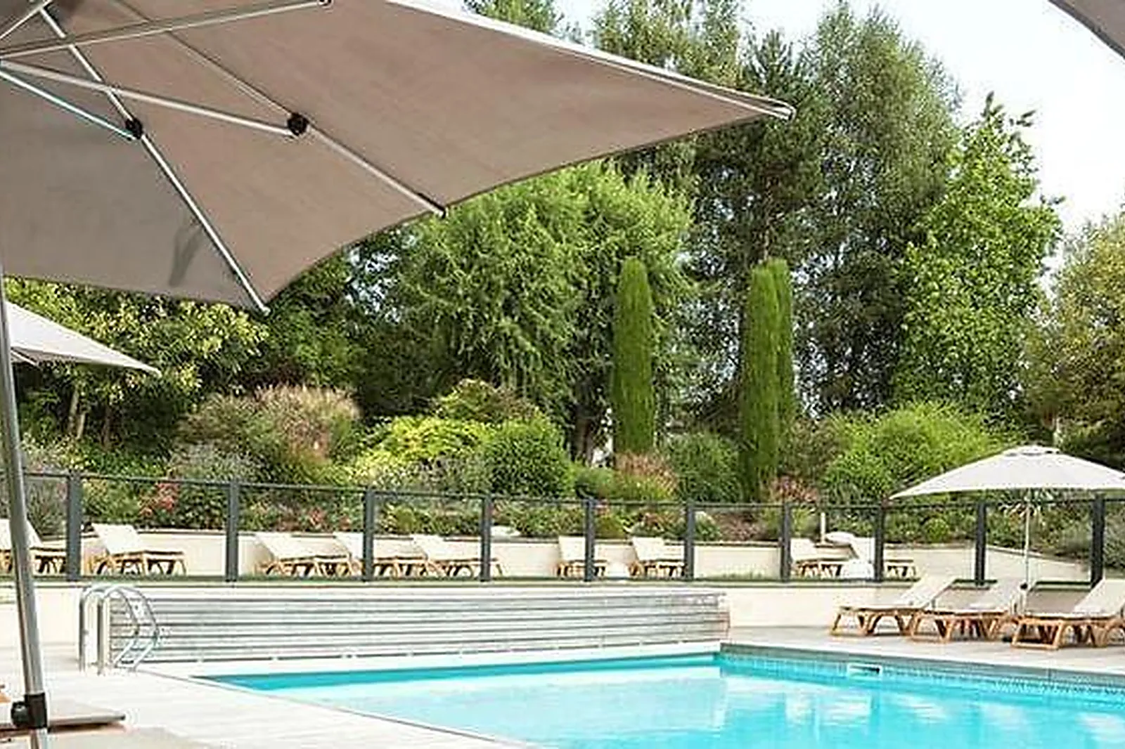 Lieux événementiels, RÉSIDENCE LA RÉSERVE****