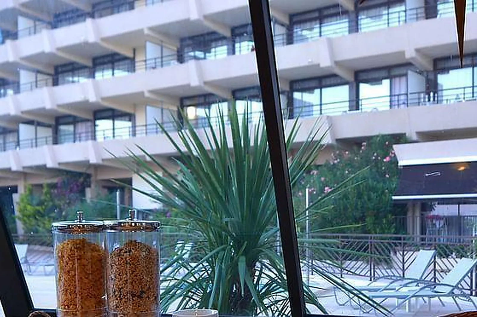 Lieux événementiels, RÉSIDENCE LES CALANQUES