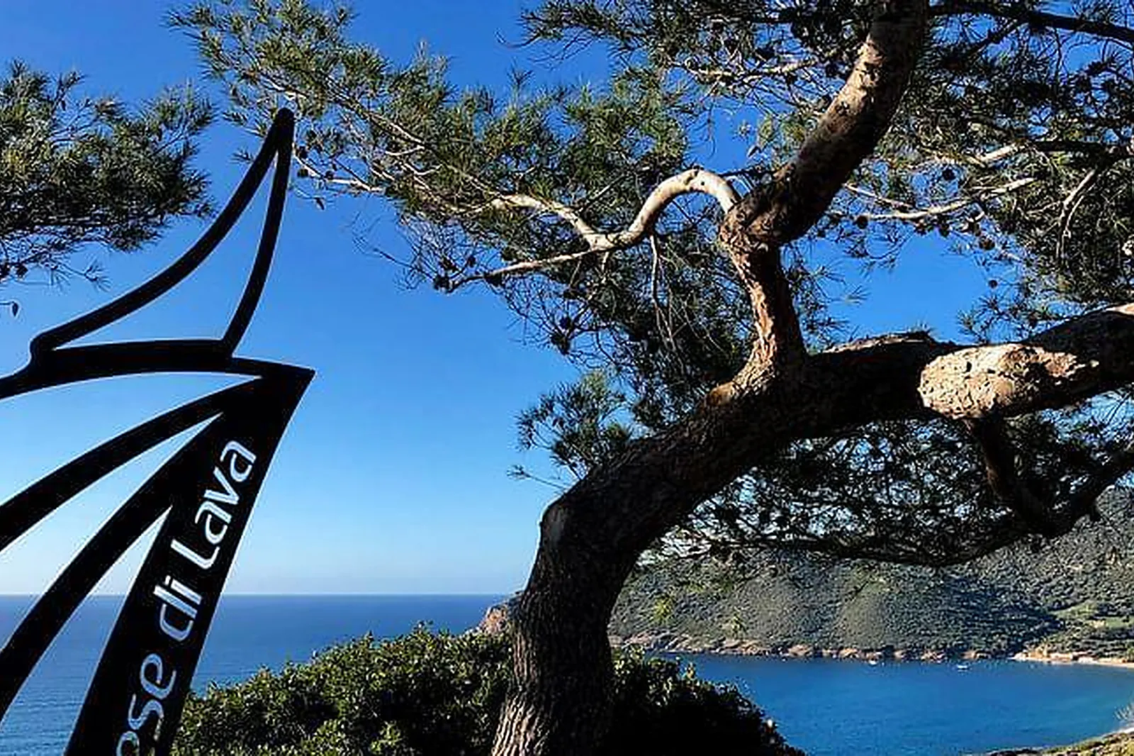 Lieux événementiels, RÉSIDENCE PAESE DI LAVA***