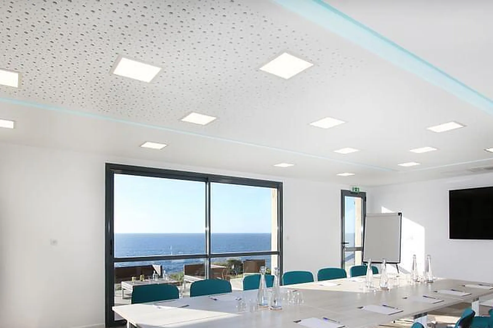 Lieux événementiels, RÉSIDENCE PAESE DI LAVA***