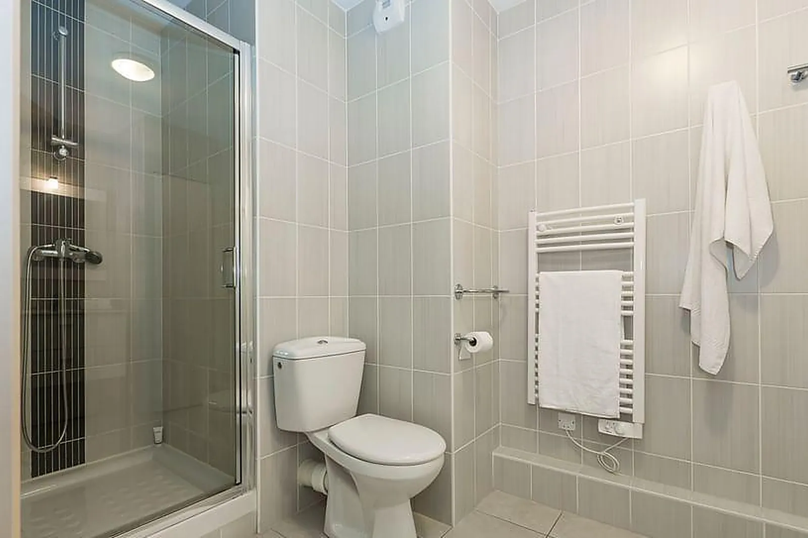 Lieux événementiels, GÎTE LES FONTENEILLES