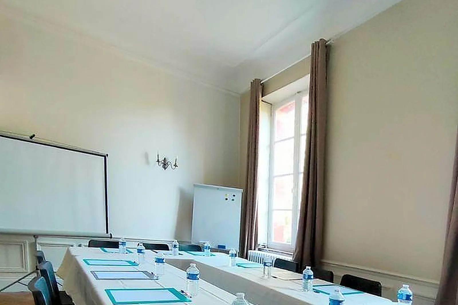 Lieux événementiels, RÉSIDENCE SERVICES CHÂTEAU SAINT PIERRE OURSIN