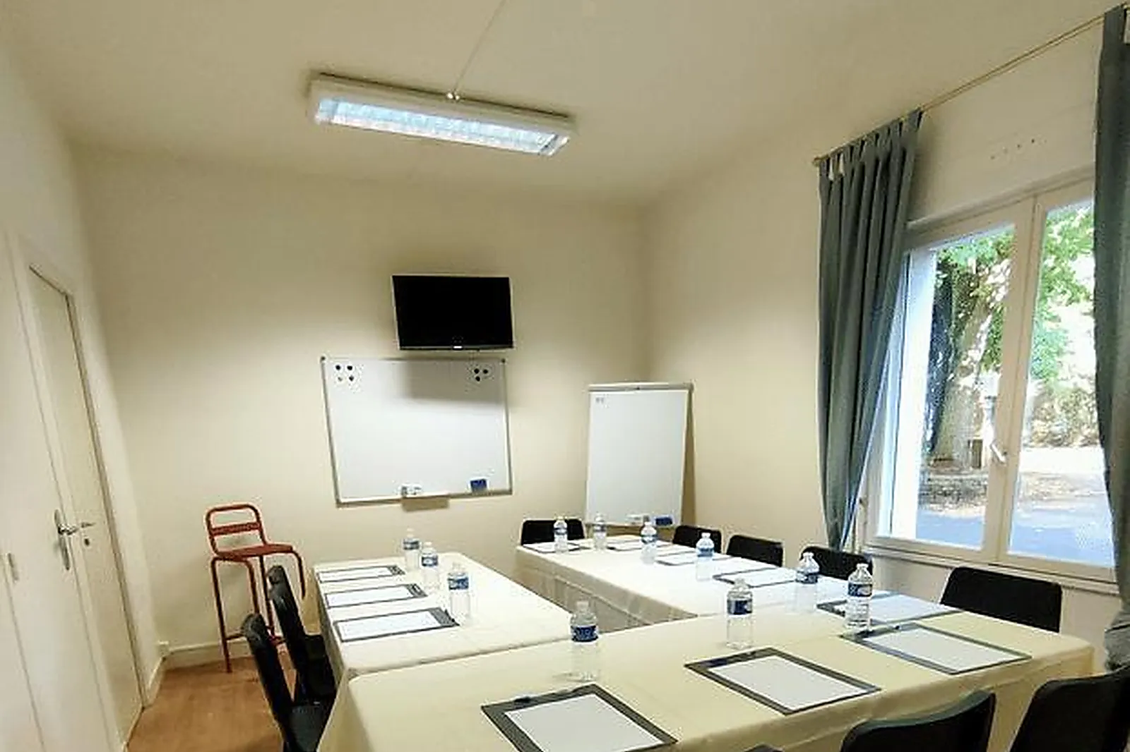 Lieux événementiels, RÉSIDENCE SERVICES CHÂTEAU SAINT PIERRE OURSIN