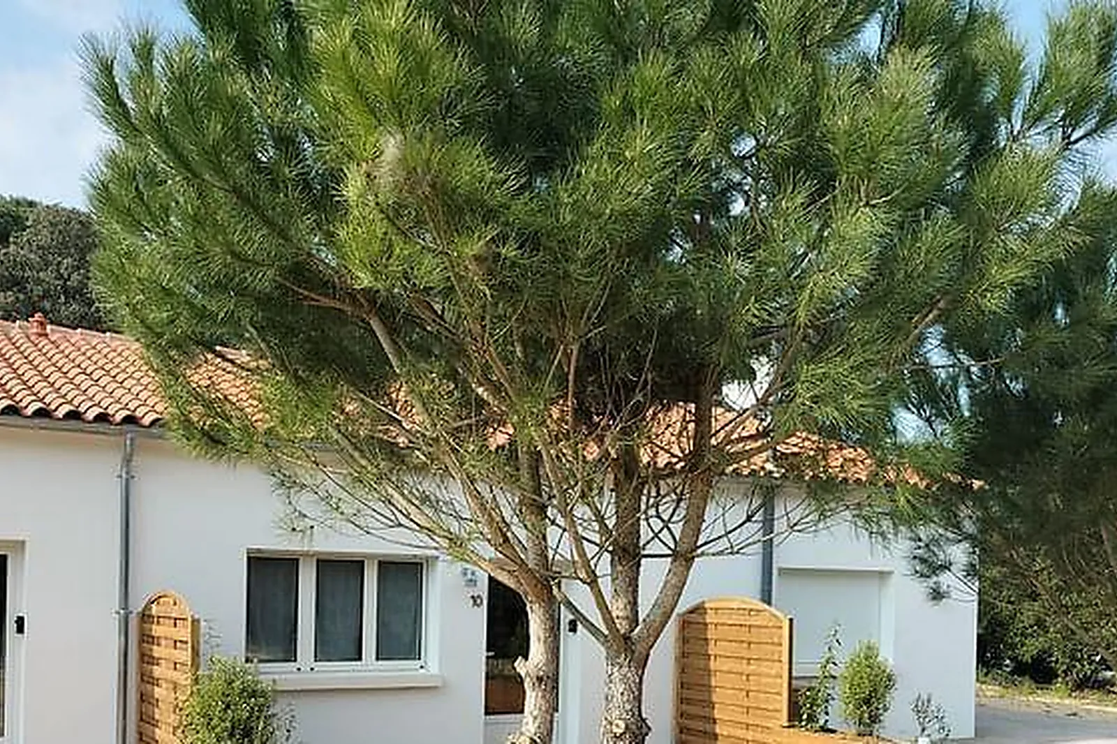 Lieux événementiels, RÉSIDENCE LES SALINES