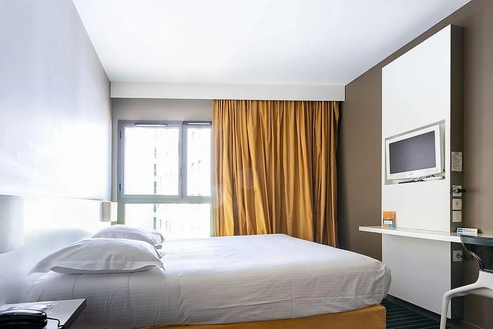 Lieux événementiels, RÉSIDENCE ÔTELIA AFFAIRES & BIEN-ÊTRE LYON ***