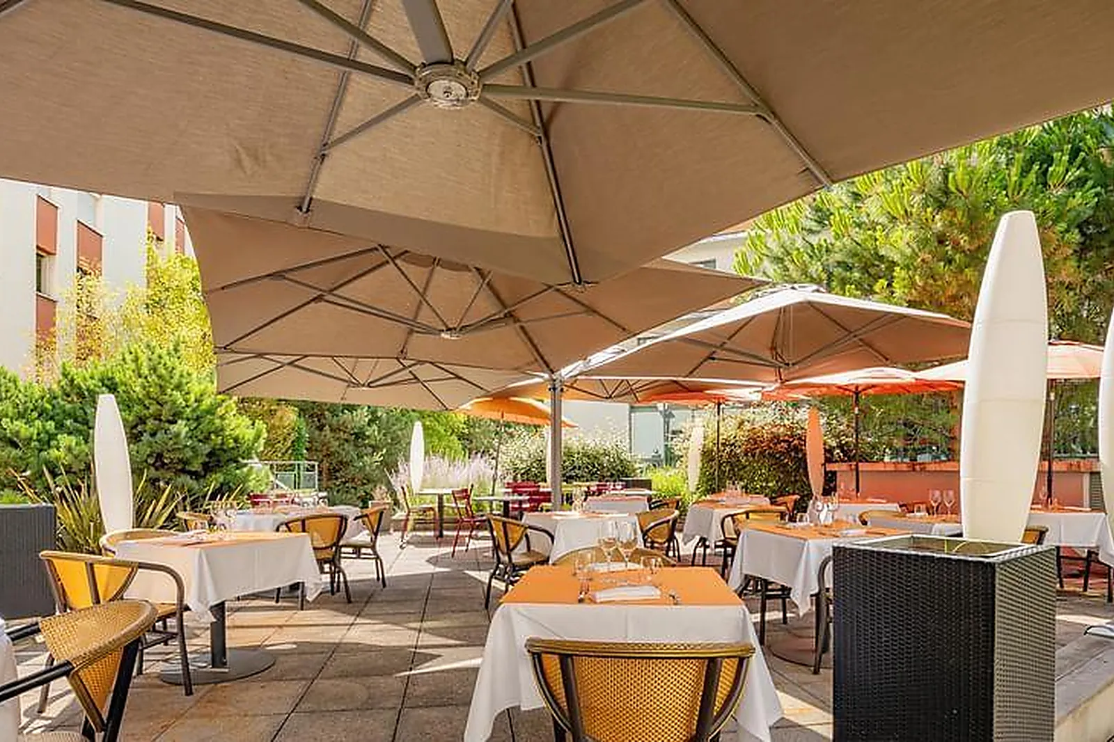 Lieux événementiels, RÉSIDENCE ÔTELIA AFFAIRES & BIEN-ÊTRE LYON ***