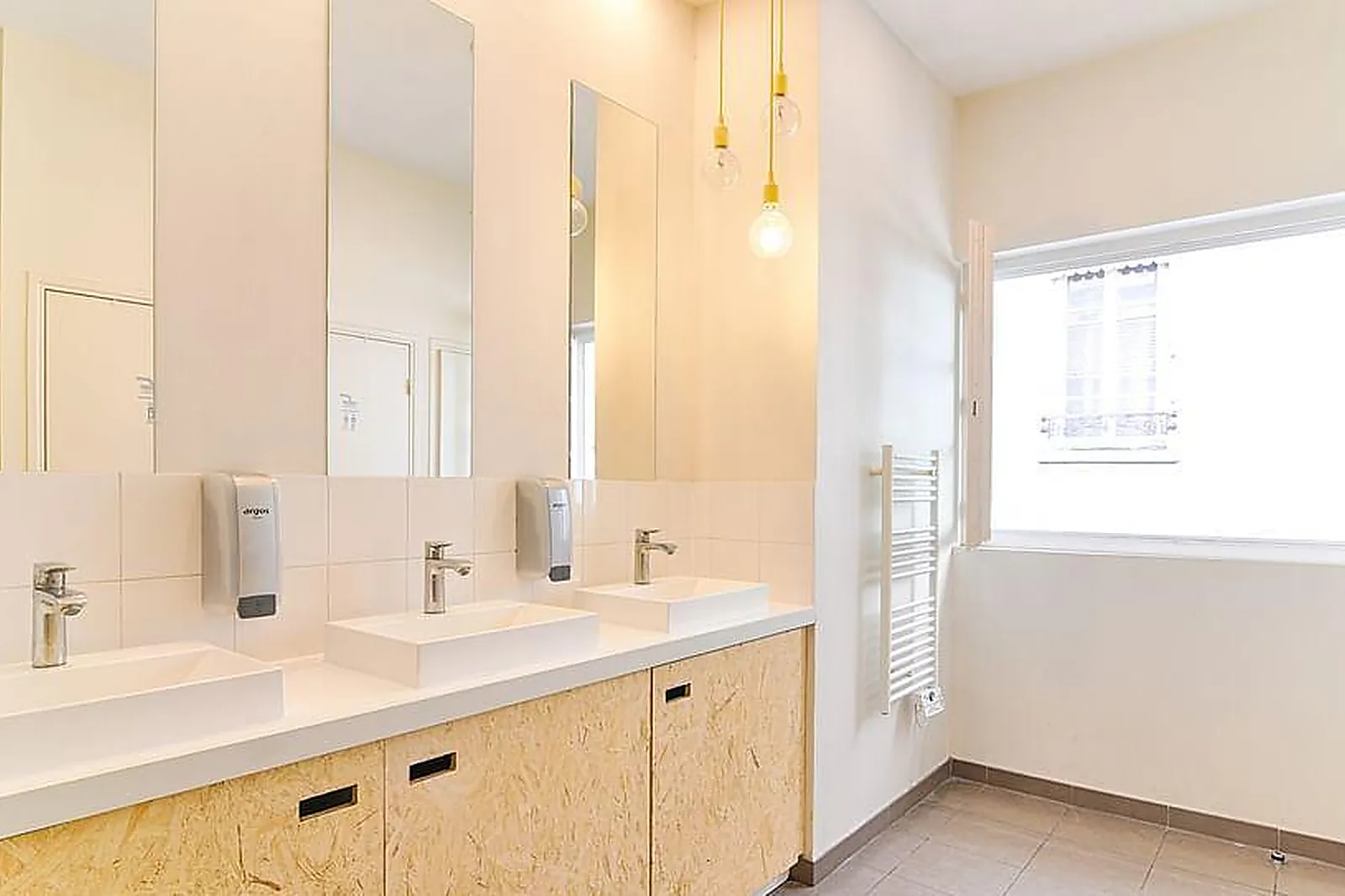 Lieux événementiels, SLO LIVING HOSTEL