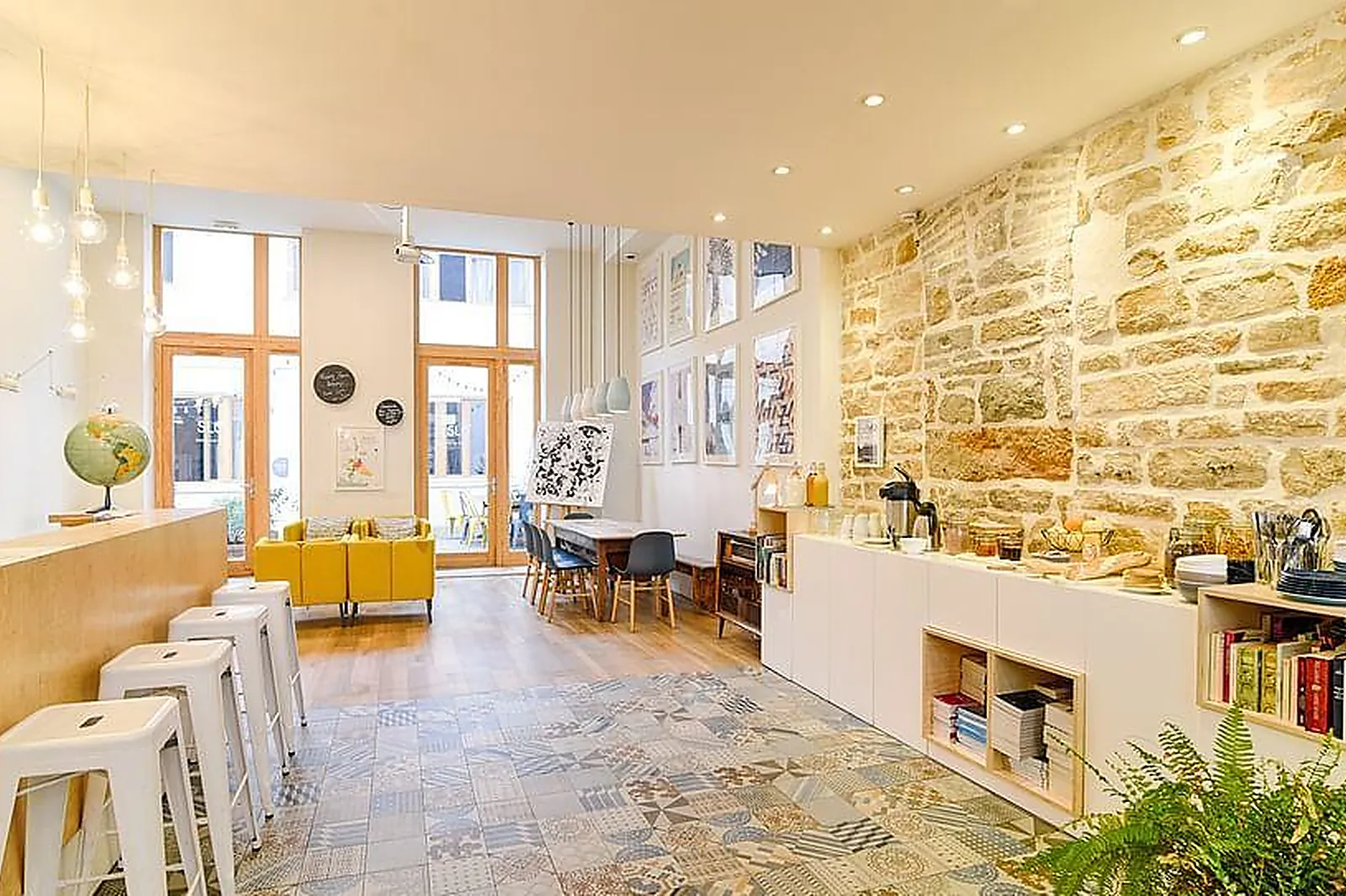 Lieux événementiels, SLO LIVING HOSTEL