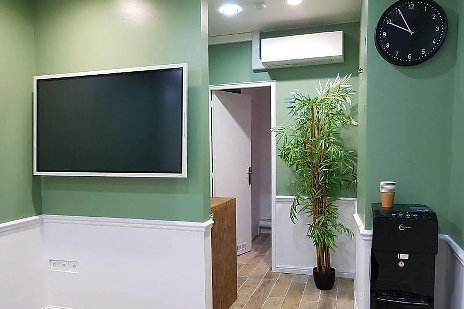 Lieux événementiels, SALLE BRÉA