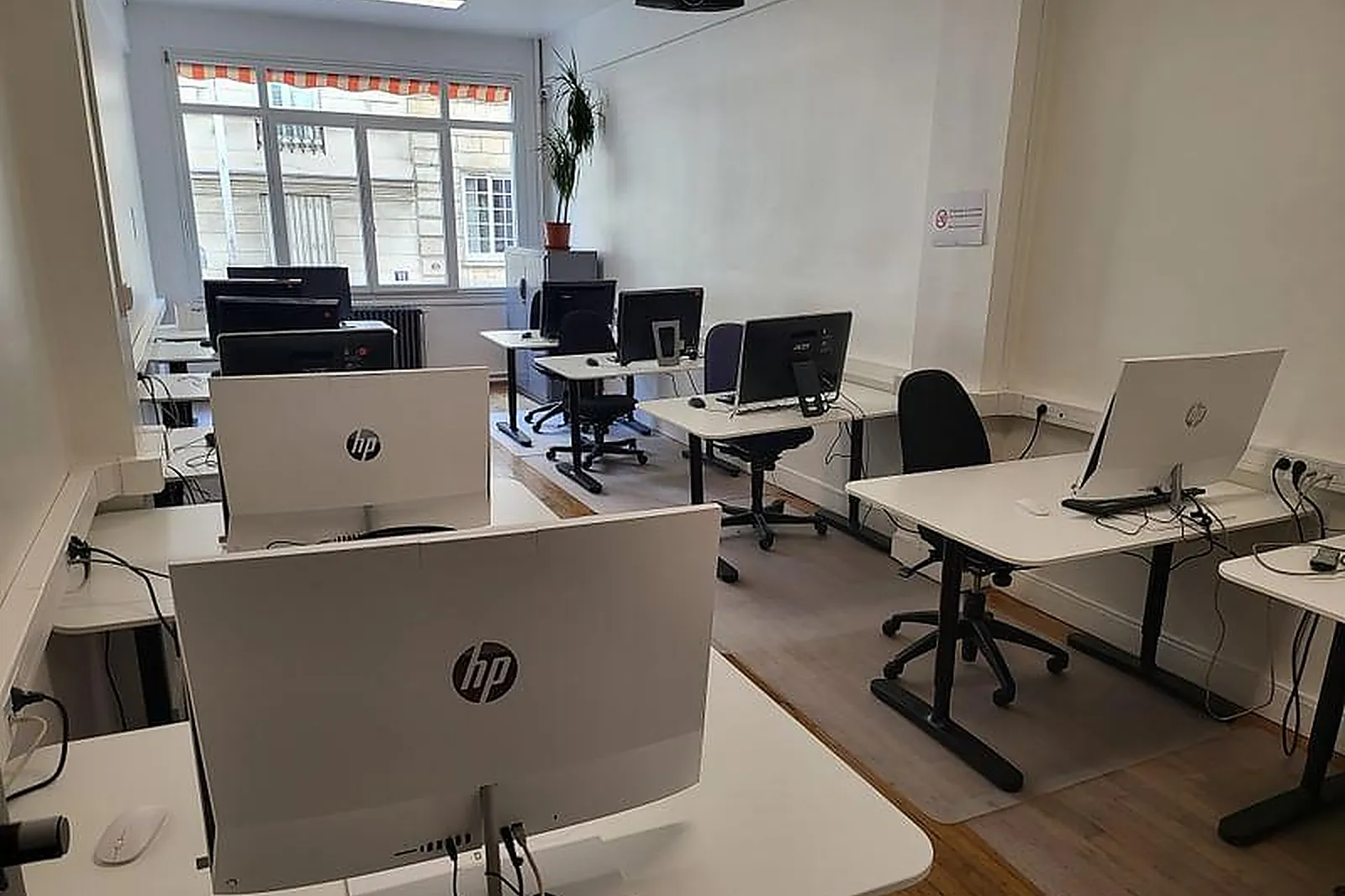 Lieux événementiels, SALLE INFORMATIQUE - PARIS CENTRE