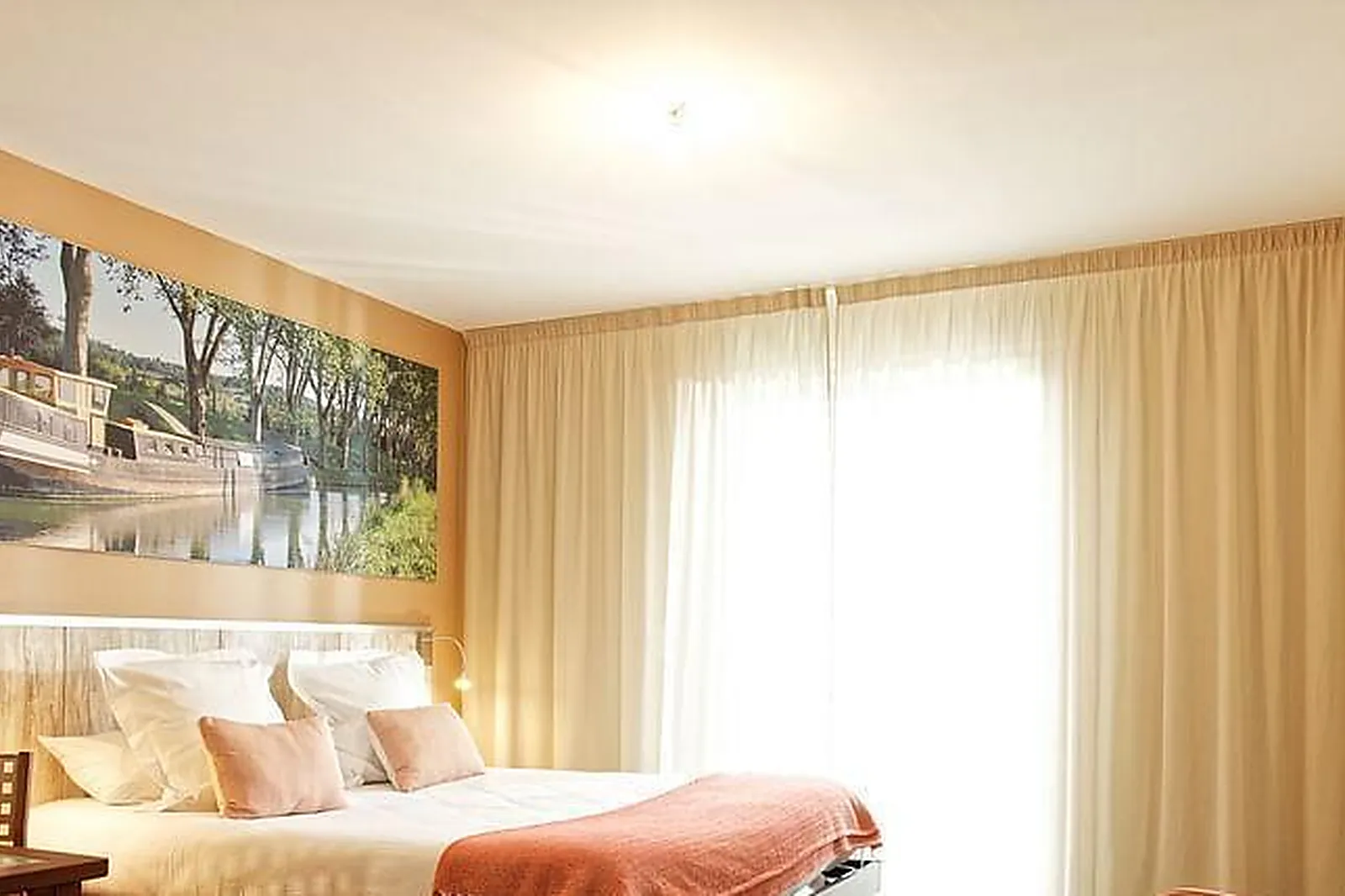 Lieux événementiels, SALLE LAGOON