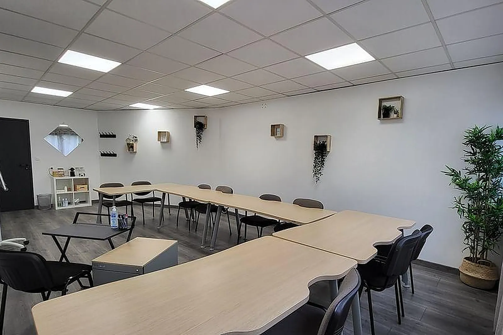 Lieux événementiels, SALLE DE FORMATION/RÉUNION