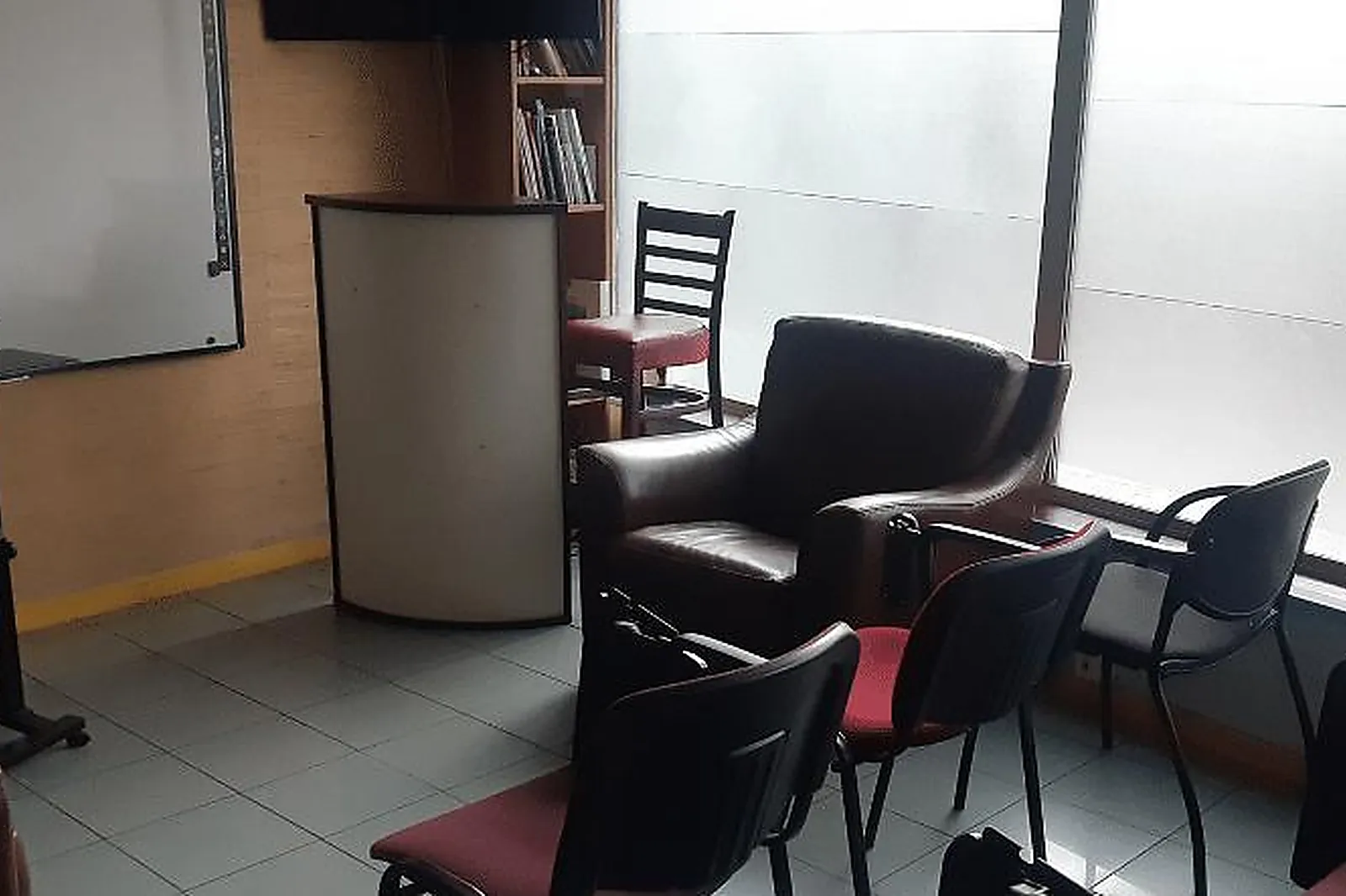 Lieux événementiels, SALLE DE FORMATION MÉNILMONTANT