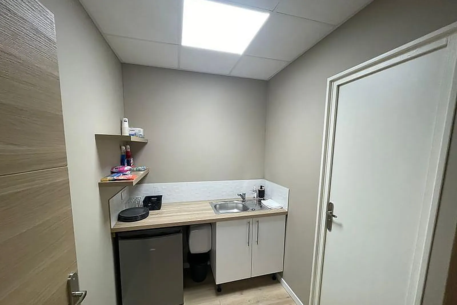 Lieux événementiels, SALLE DE RÉUNION/CO-WORKING