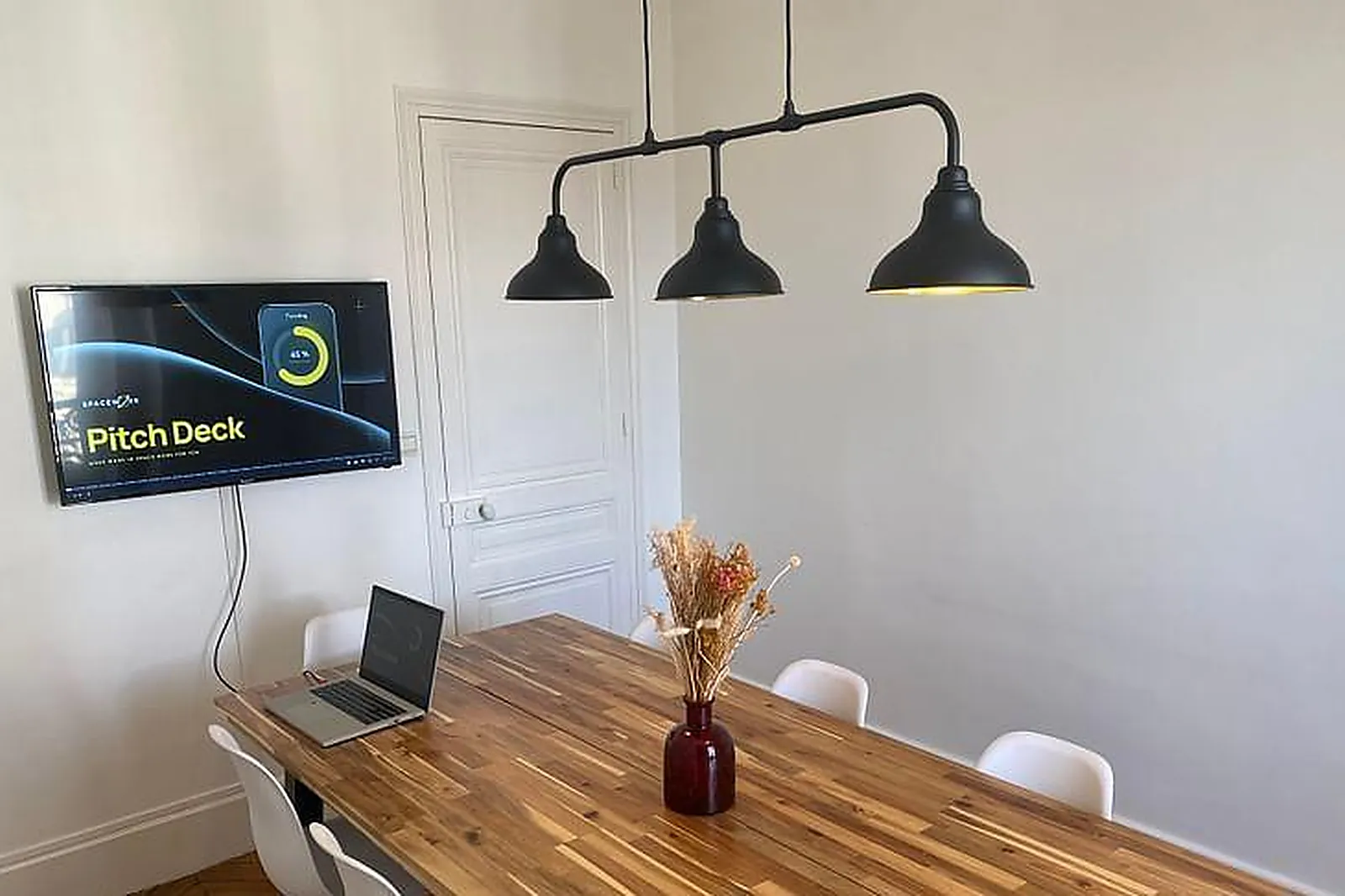 Lieux événementiels, SALLE DE RÉUNION 8PERS - PLACE BELLECOUR