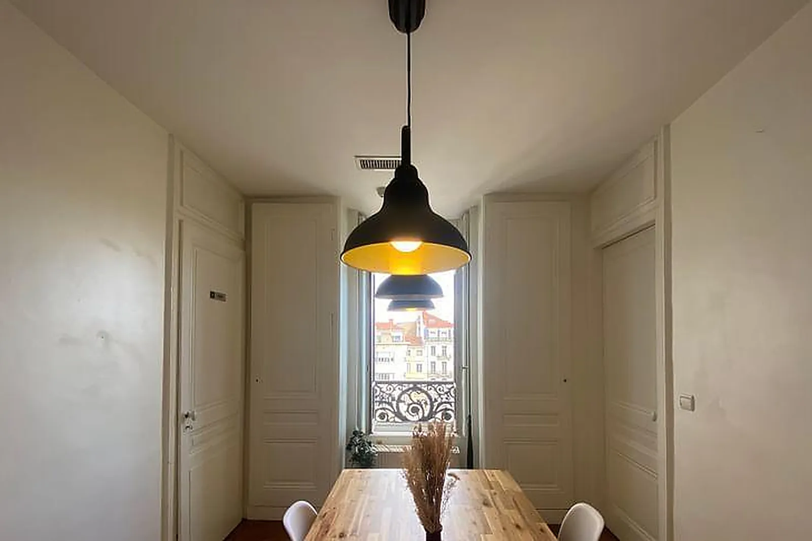 Lieux événementiels, SALLE DE RÉUNION 8PERS - PLACE BELLECOUR