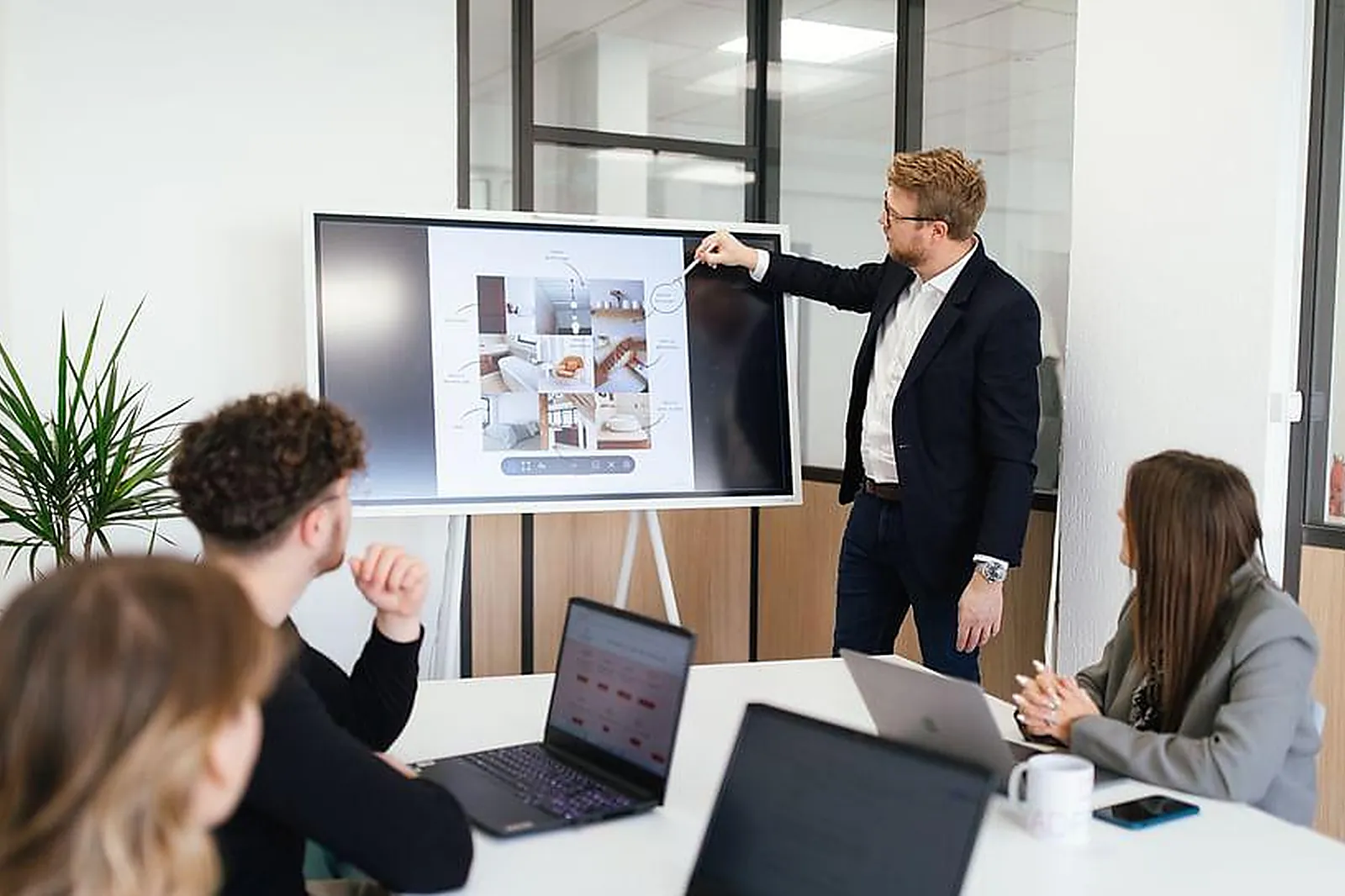 Lieux événementiels, SALLE DE RÉUNION HORIZON