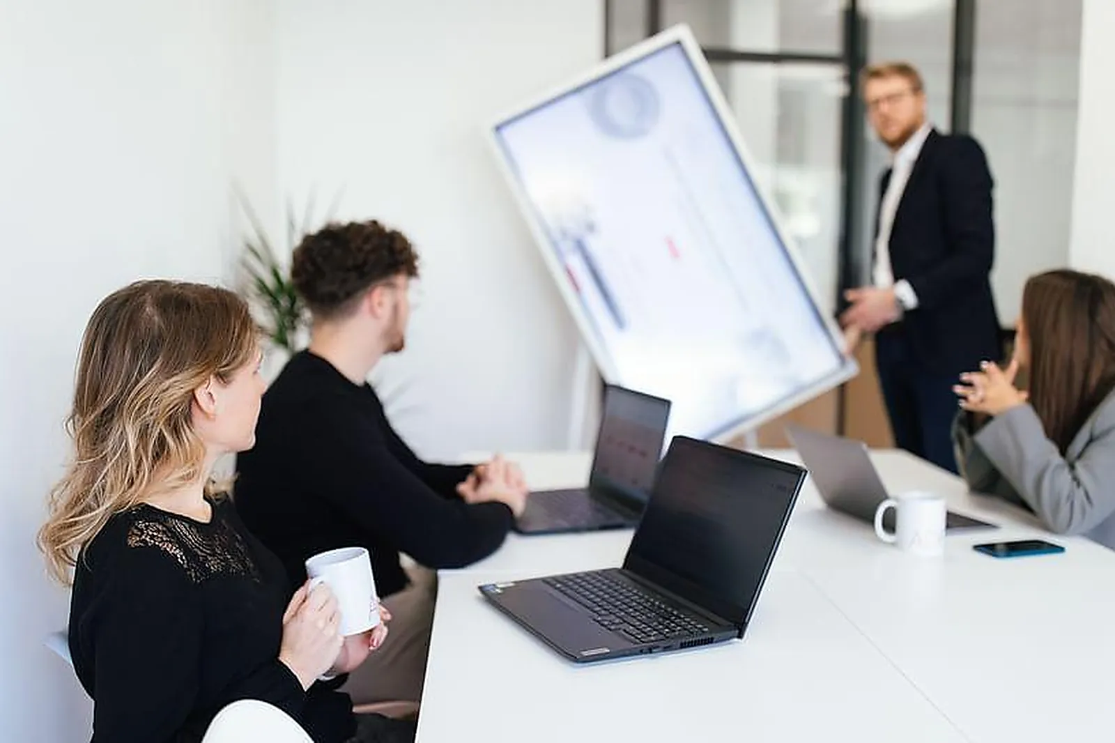 Lieux événementiels, SALLE DE RÉUNION HORIZON
