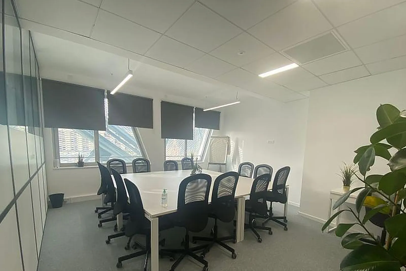 Lieux événementiels, SALLE DE RÉUNION IDENTITY