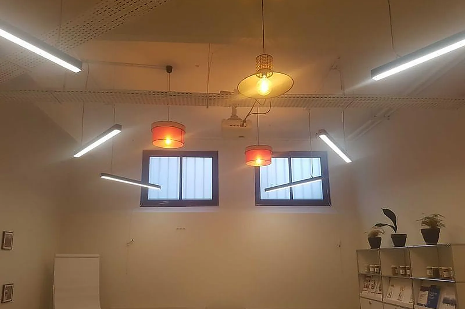 Lieux événementiels, SALLE DE RÉUNION LE PRÉAU - MONTROUGE