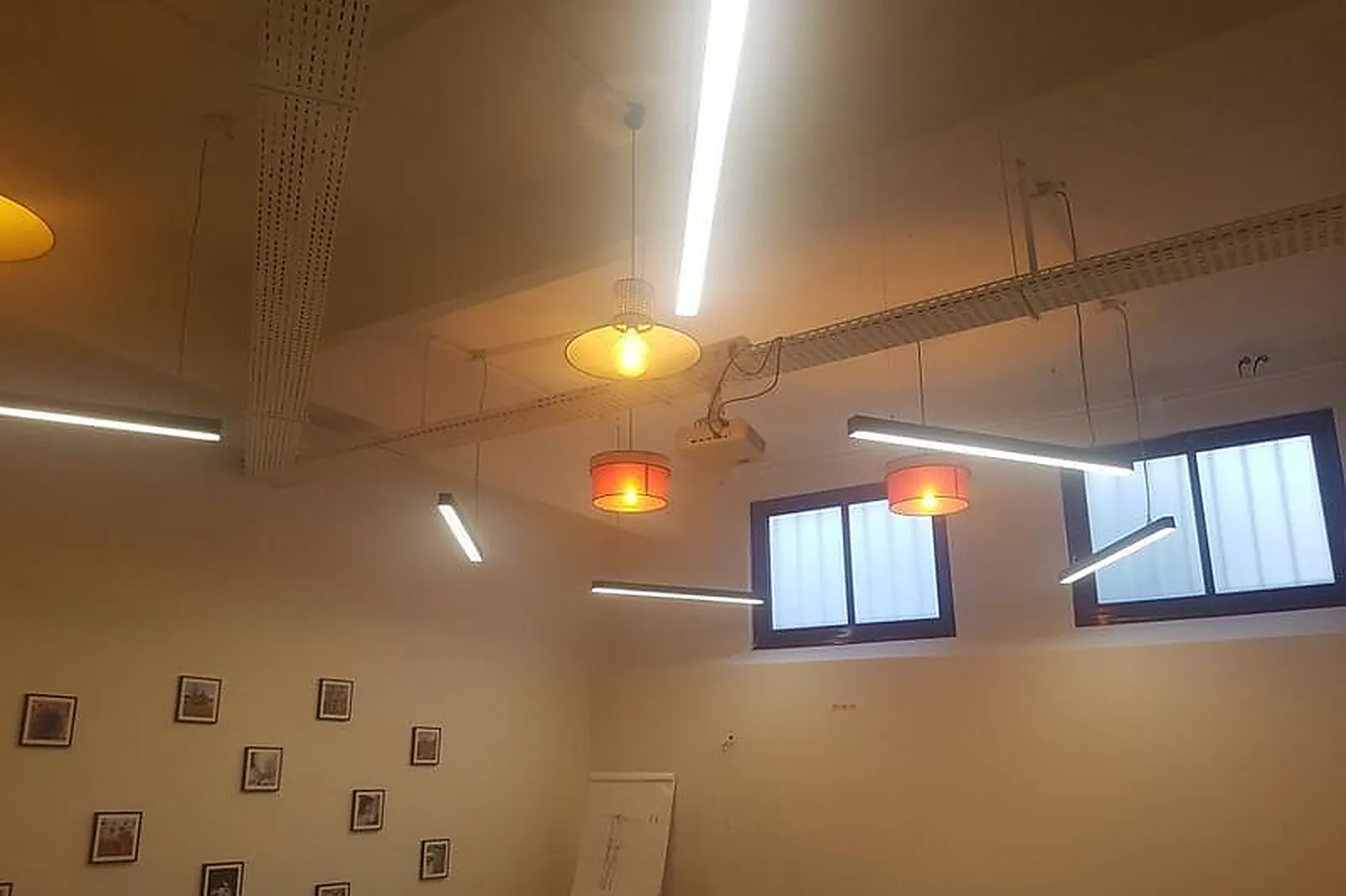 Lieux événementiels, SALLE DE RÉUNION LE PRÉAU - MONTROUGE