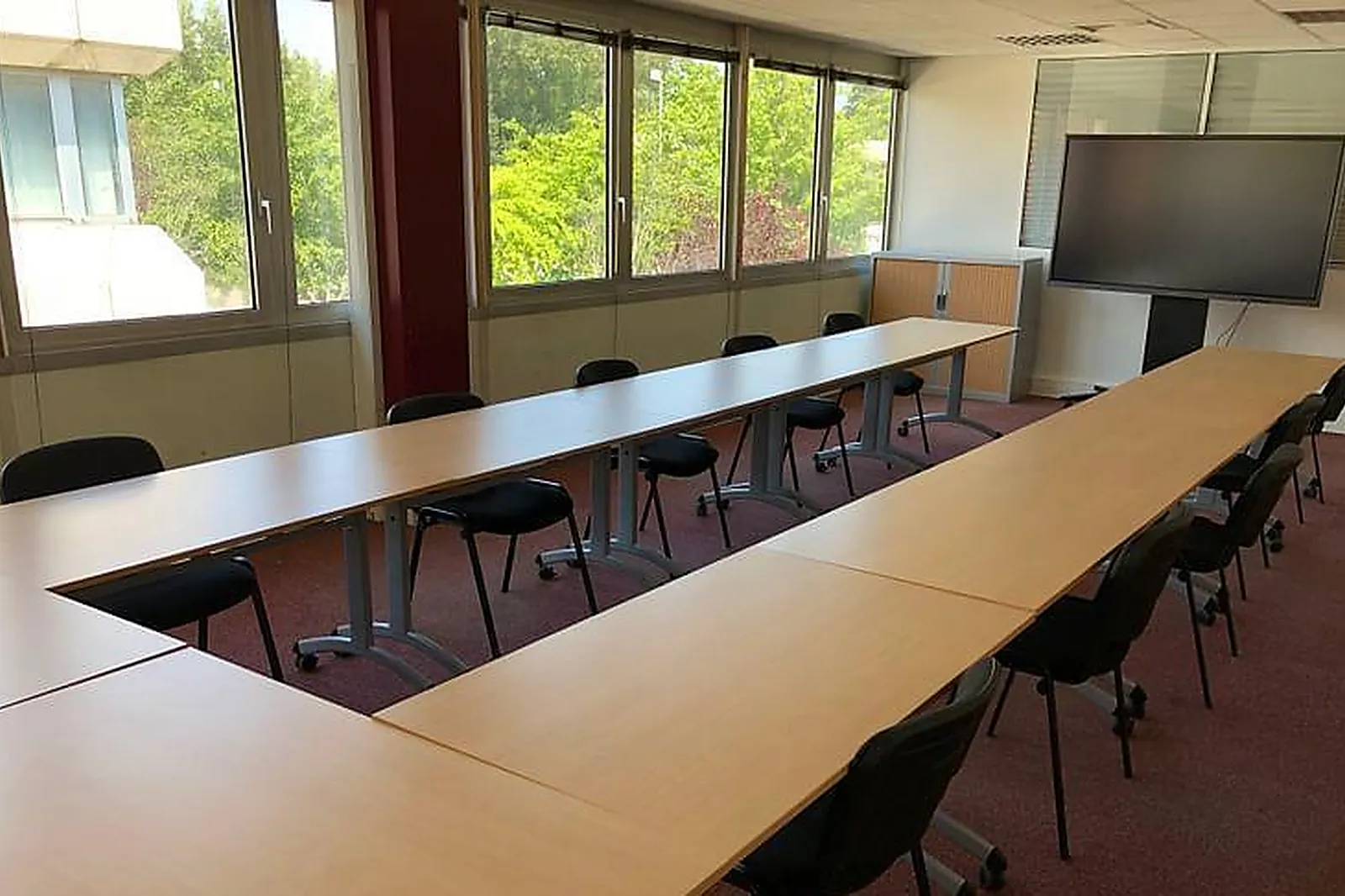 Lieux événementiels, SALLE DE RÉUNION - FORM'AQUI