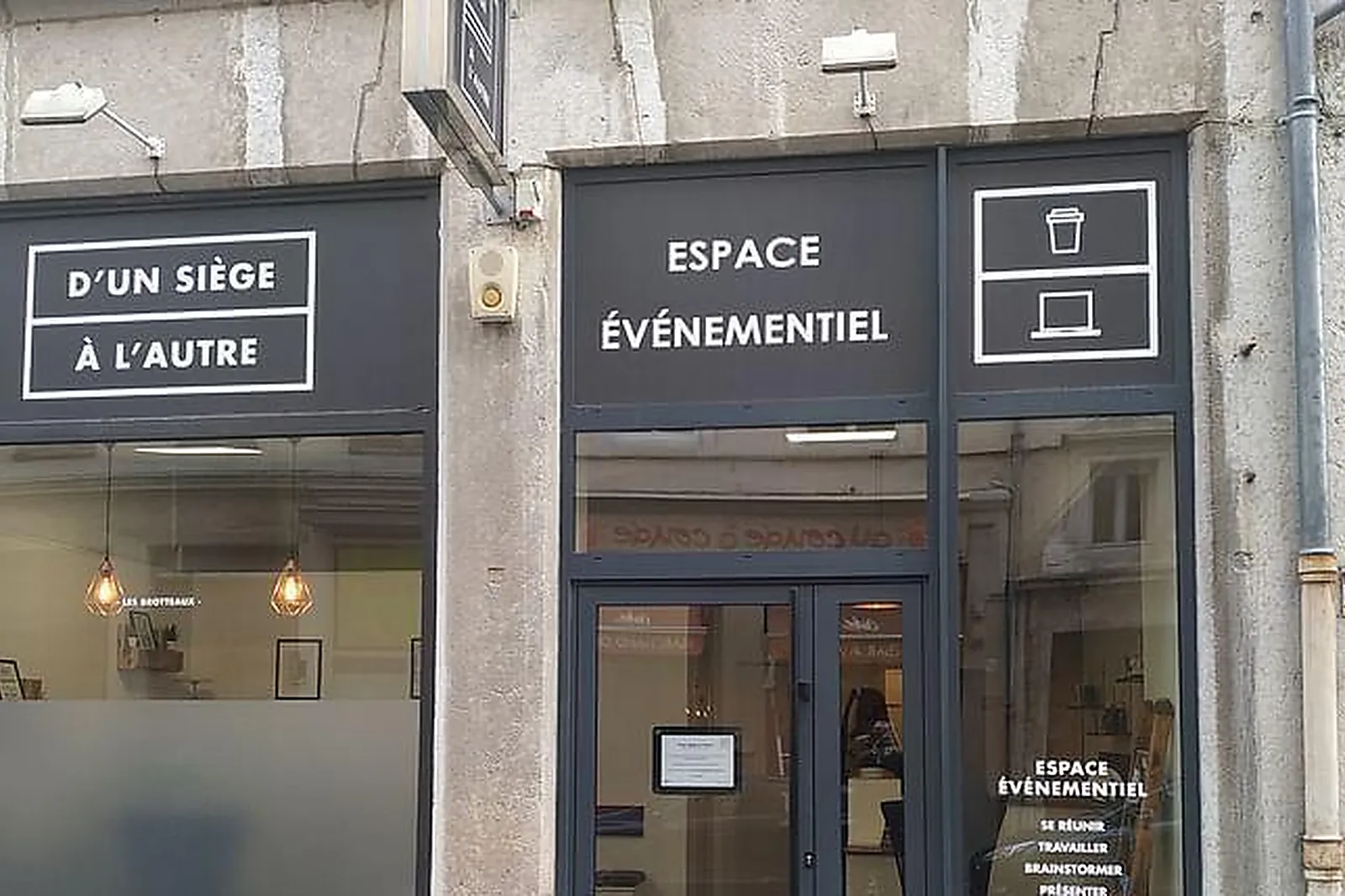 Lieux événementiels, SALLE DE RÉUNION COSY - LYON PART DIEU / BROTTEAUX