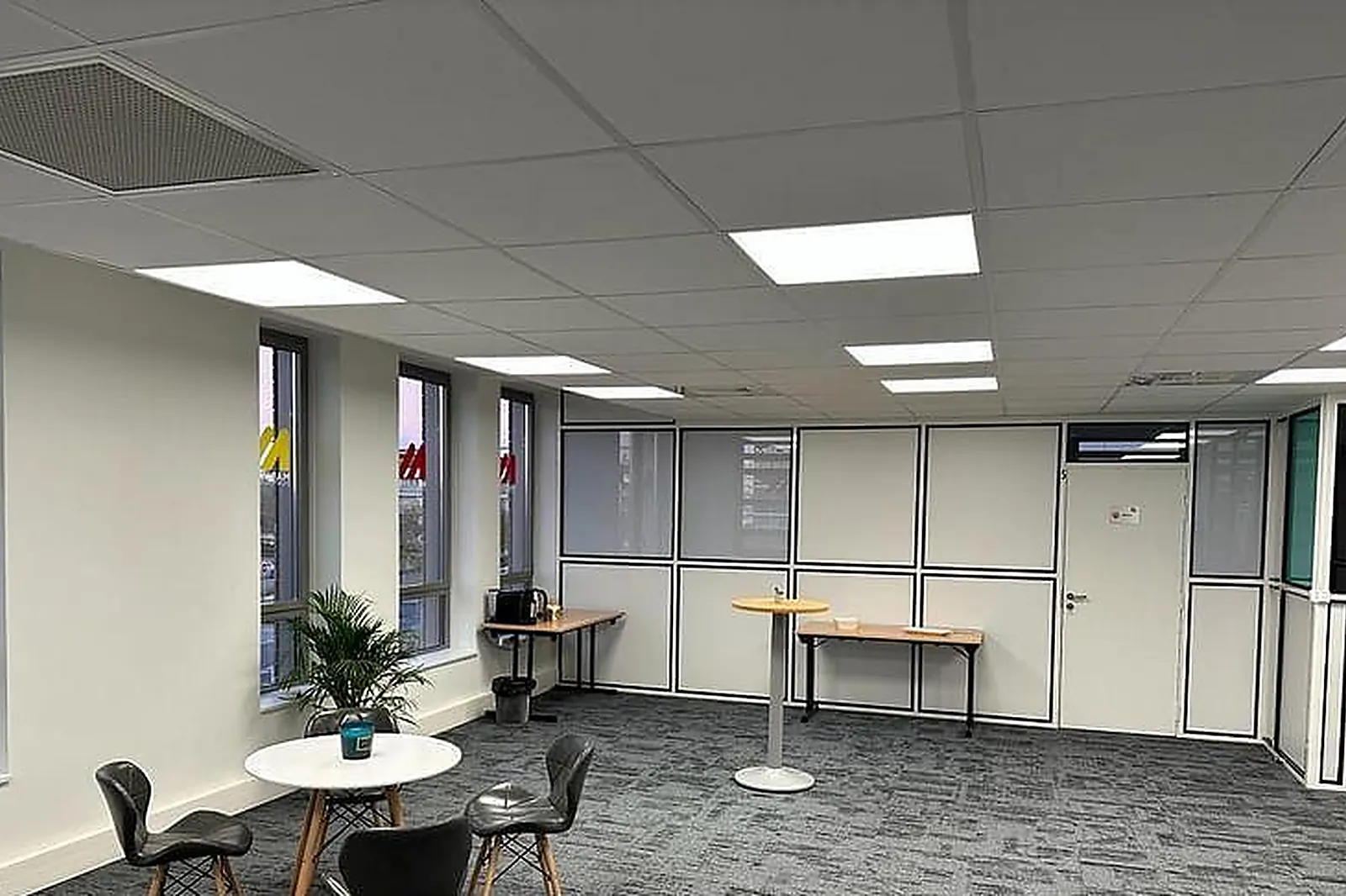 Lieux événementiels, SALLE DE RÉUNION DE BEZANNES OCCIDENT