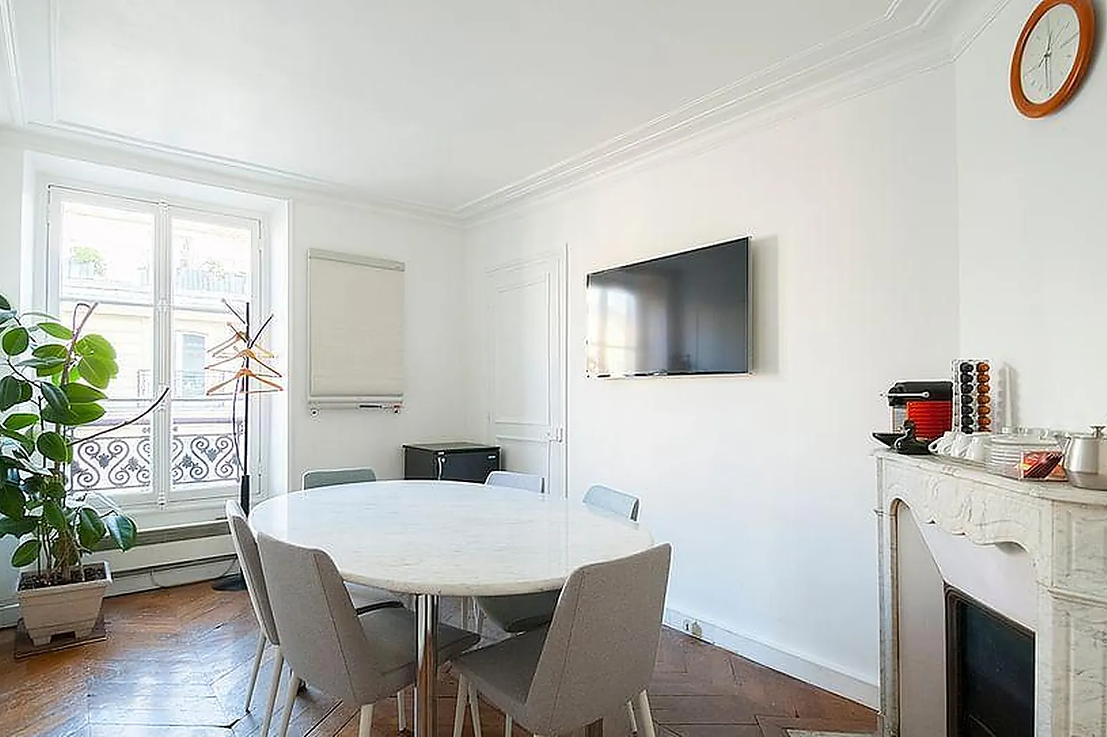 Lieux événementiels, SALLE DE RÉUNION RUE SAINT HONORÉ PARIS