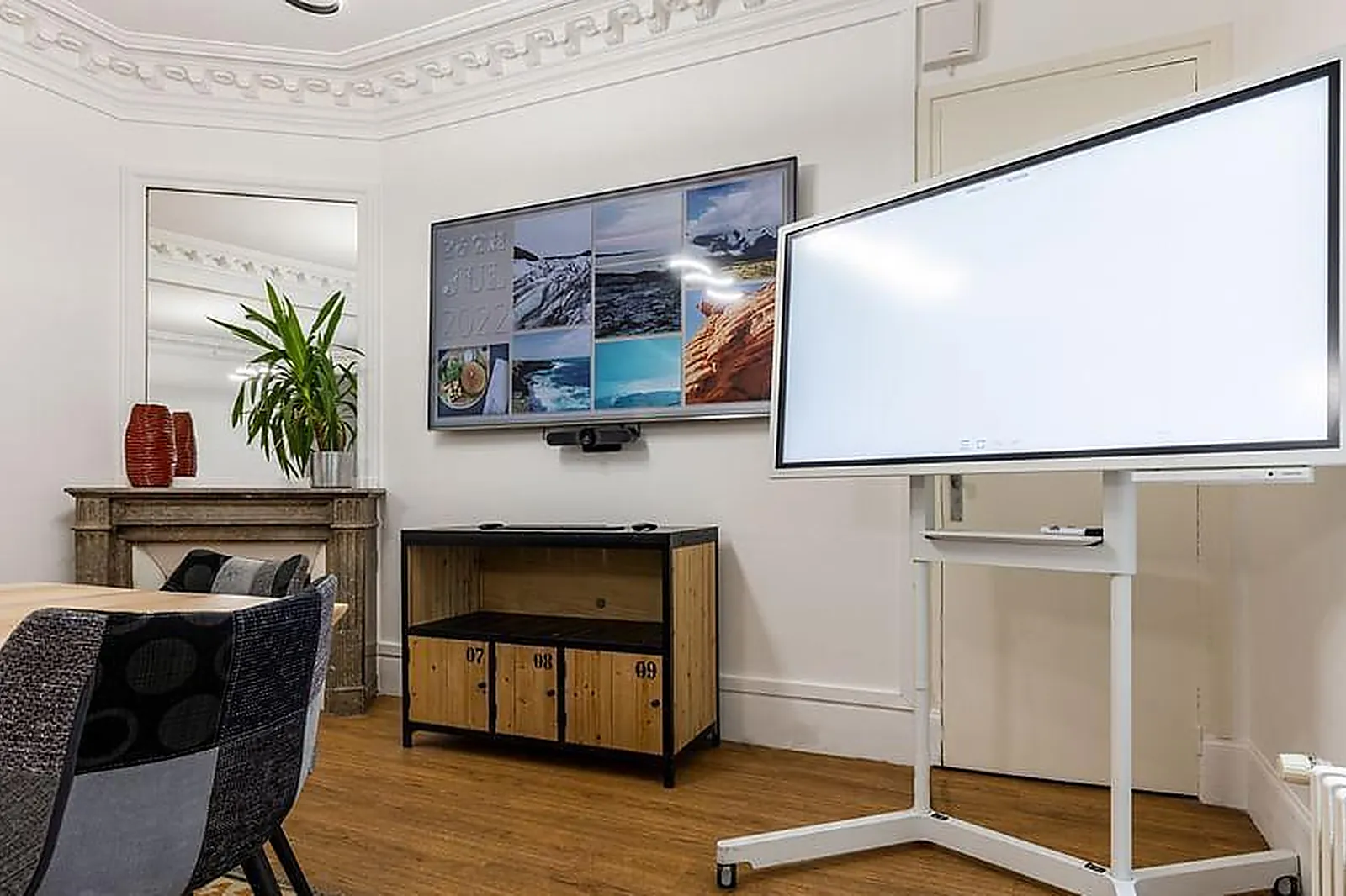 Lieux événementiels, SALLE DE RÉUNION ÉQUIPÉE GARE DE LYON