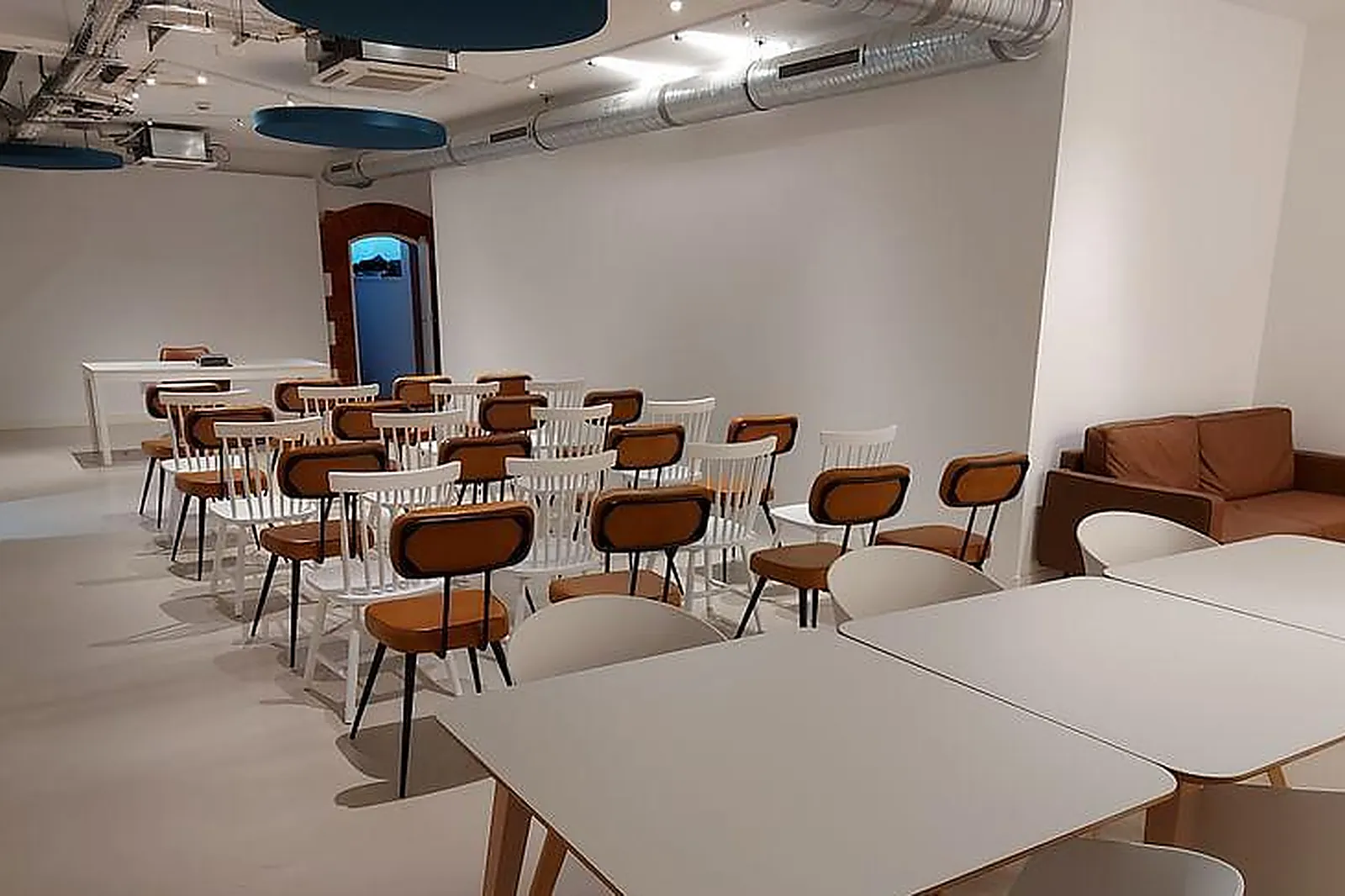 Lieux événementiels, SALLE DE SÉMINAIRE GALERIE