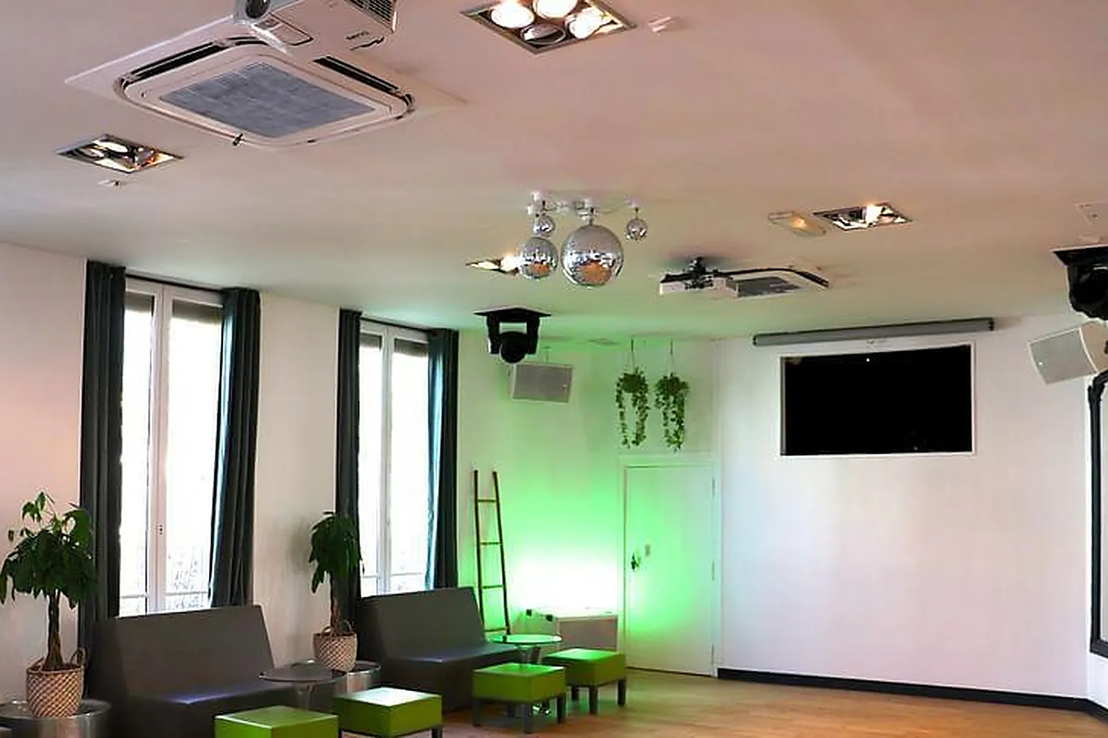 Lieux événementiels, SALON LAFAYETTE