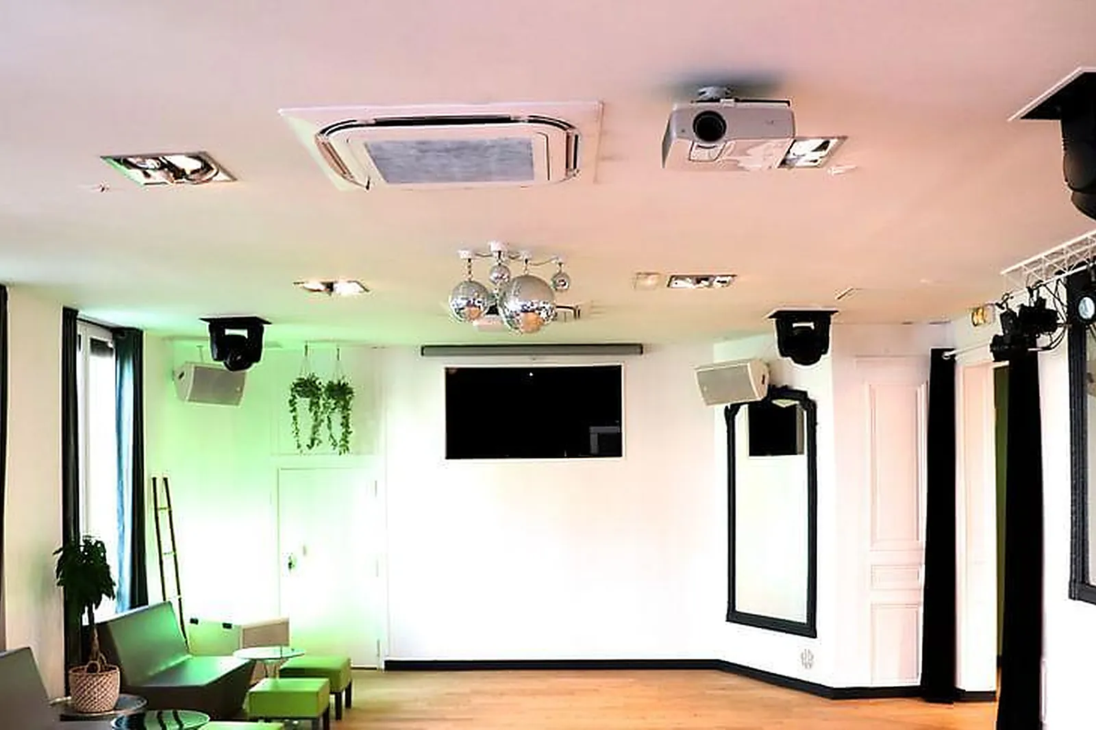 Lieux événementiels, SALON LAFAYETTE