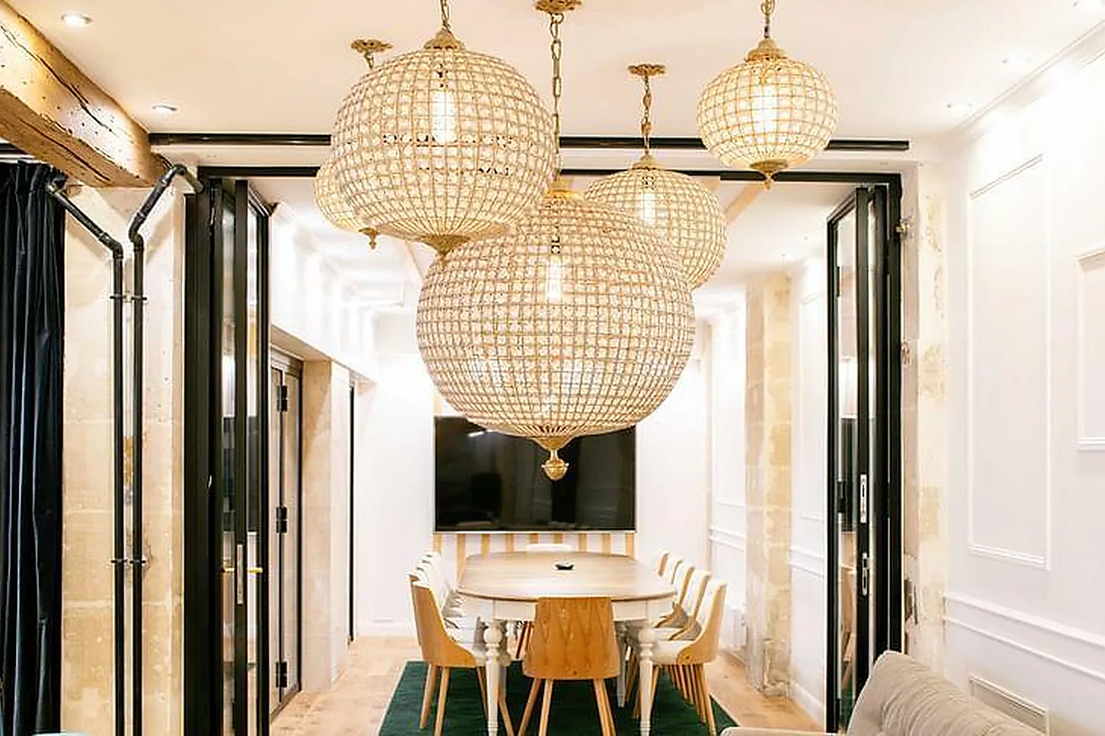 Lieux événementiels, SALON NUN