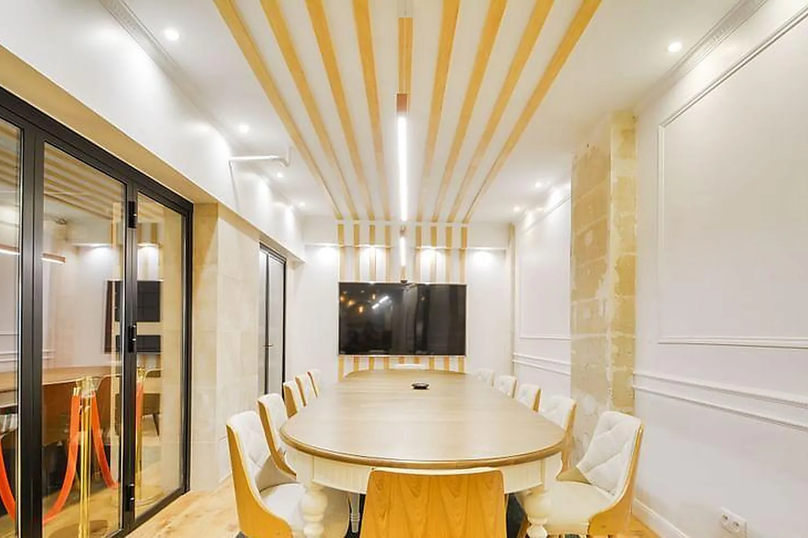 Lieux événementiels, SALON NUN