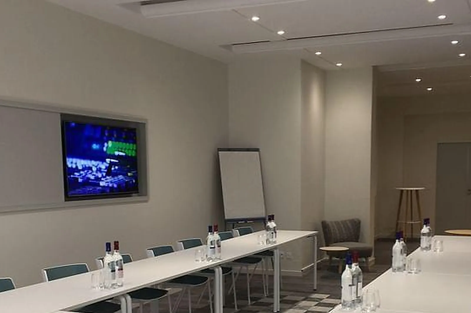 Lieux événementiels, SALON TOURNY