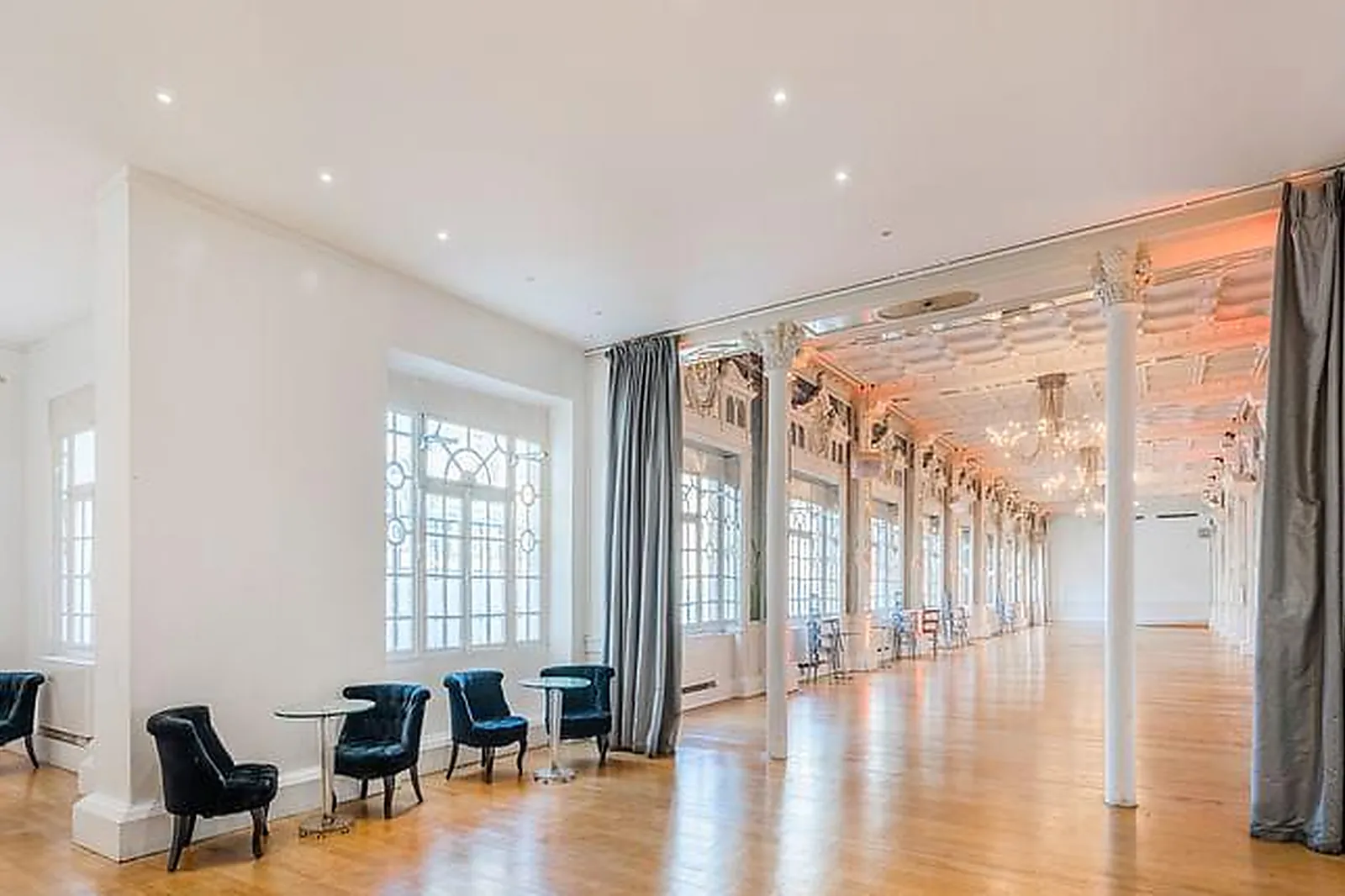 Lieux événementiels, SALON DES MIROIRS