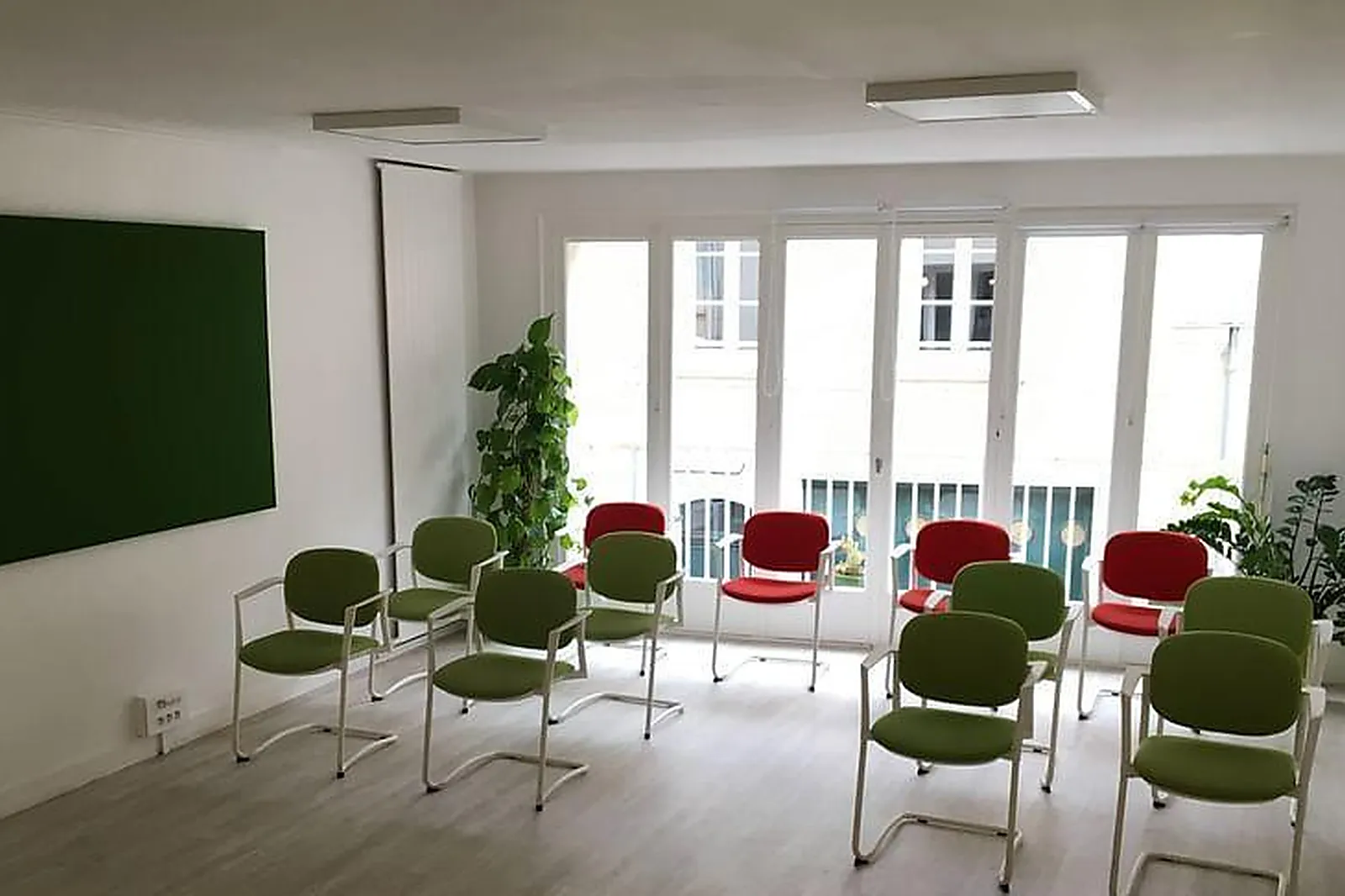 Lieux événementiels, SALONS 8ÈME SENS - ANGERS BÉCLARD