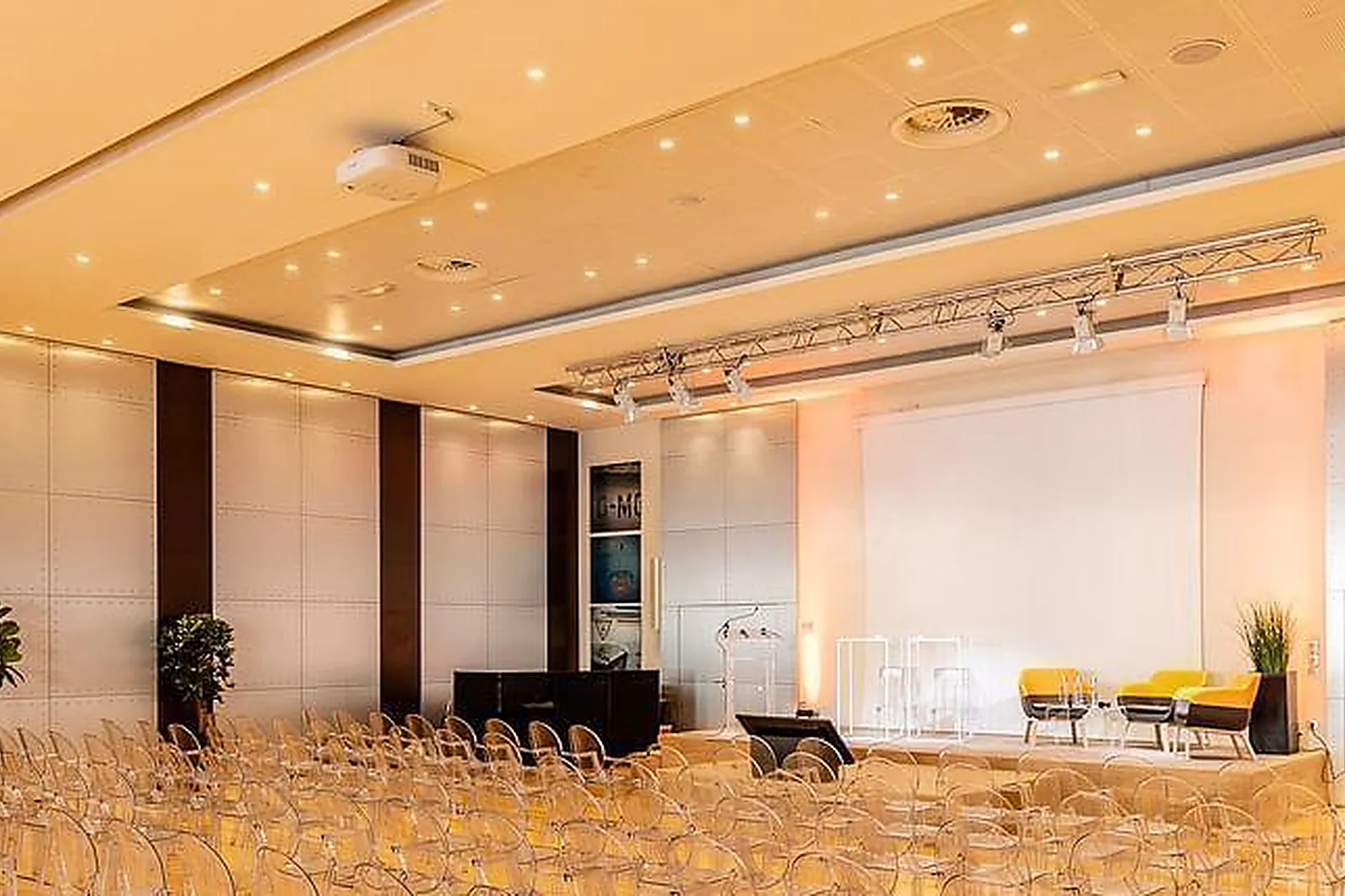 Lieux événementiels, PATHÉ AUBIÈRE