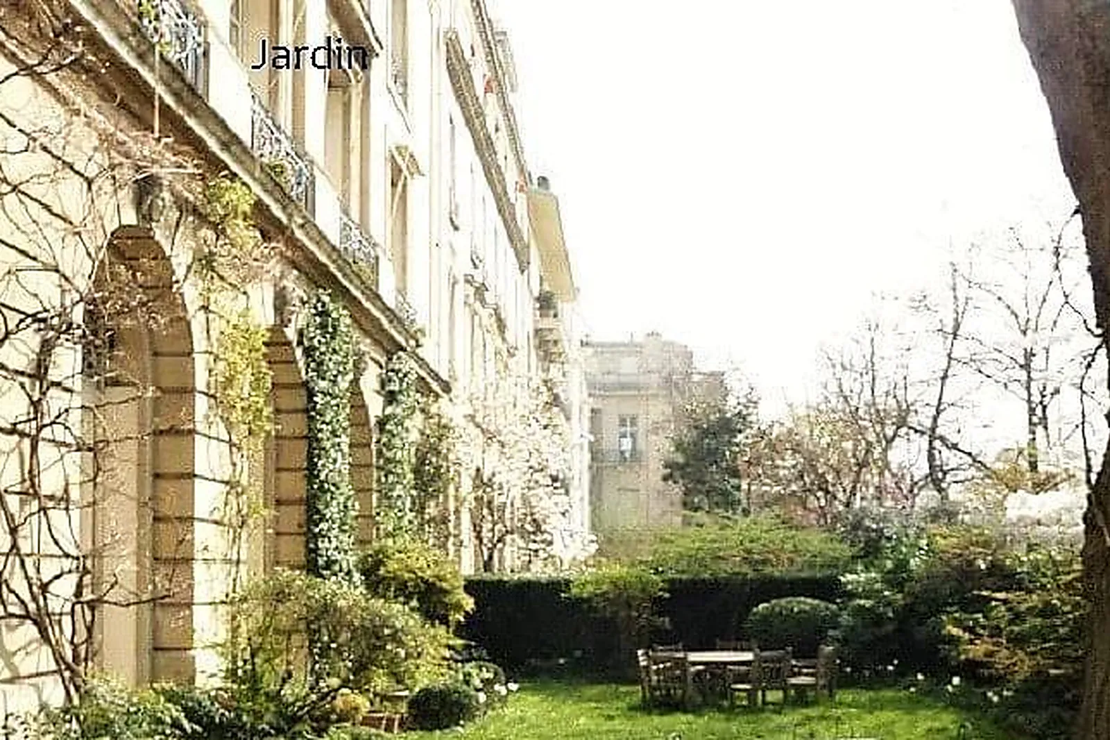 Lieux événementiels, SALONS DU CHAMP DE MARS