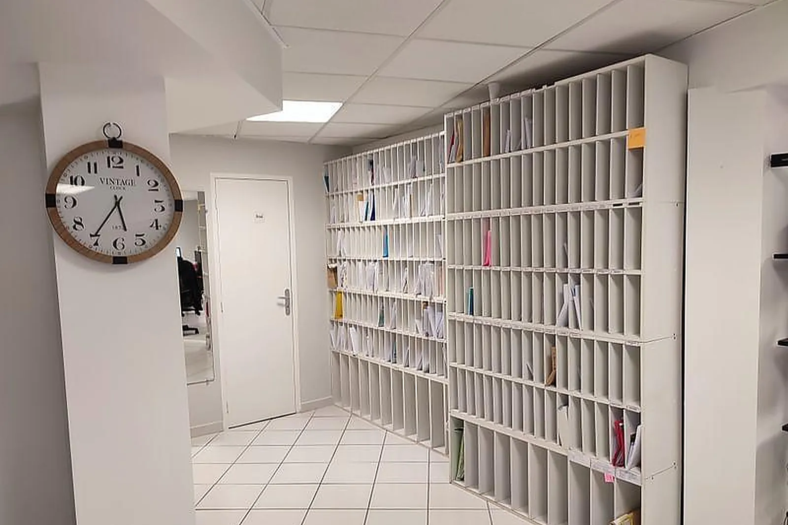 Lieux événementiels, SELFBURO