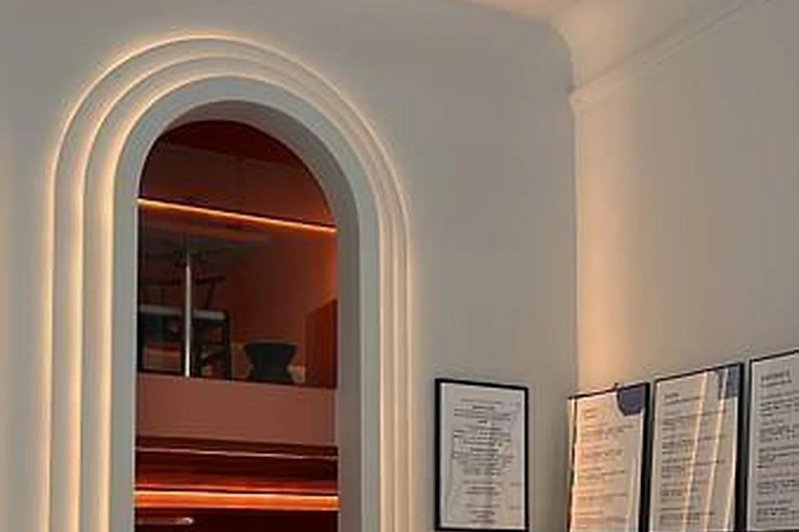 Lieux événementiels, SHAKE SMITH