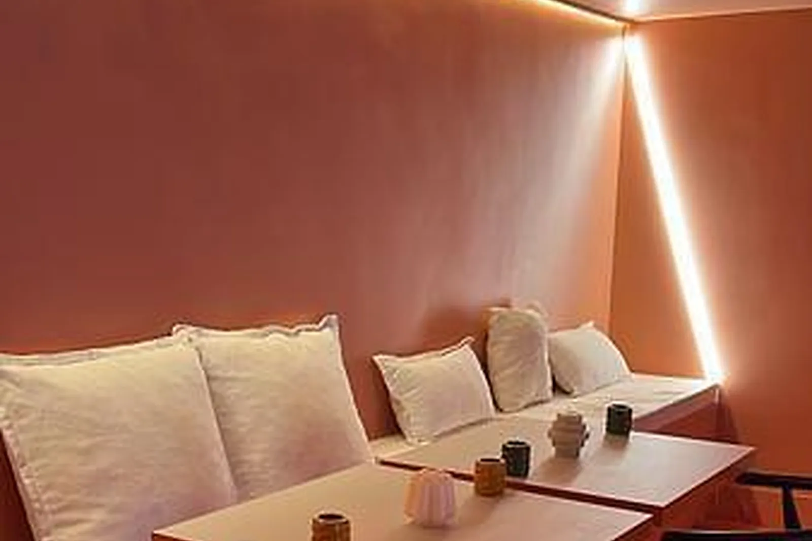 Lieux événementiels, SHAKE SMITH