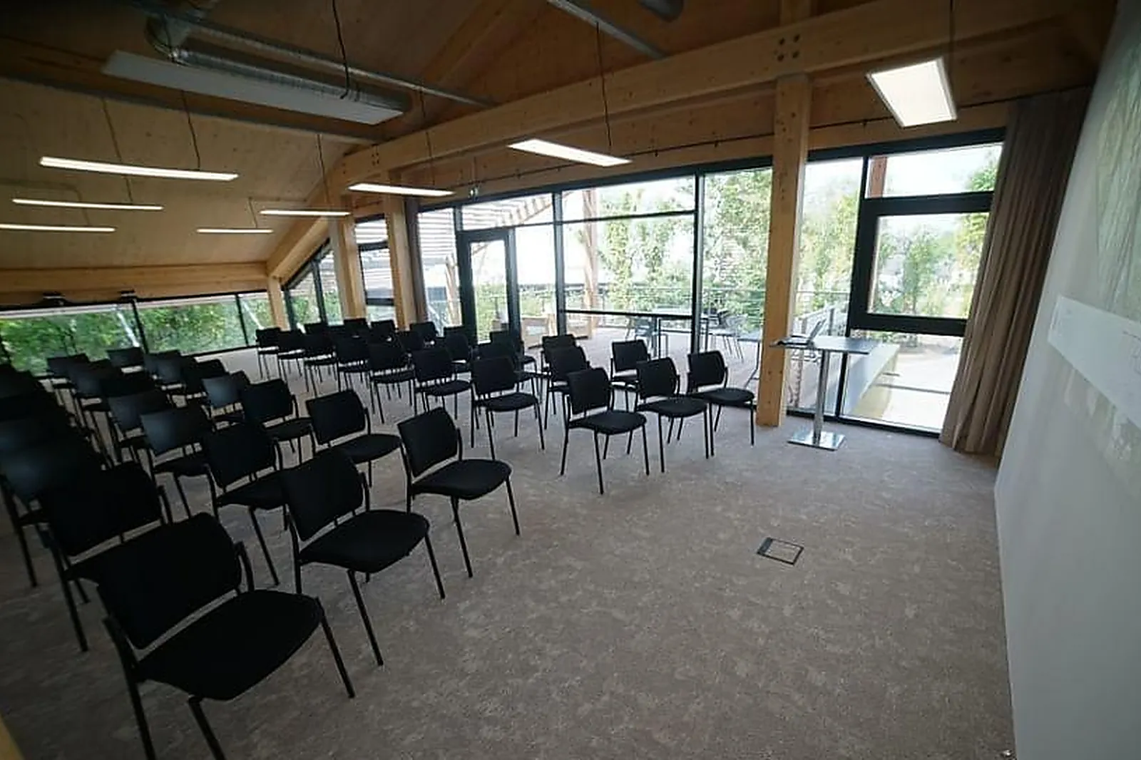 Lieux événementiels, SHAREWOOD