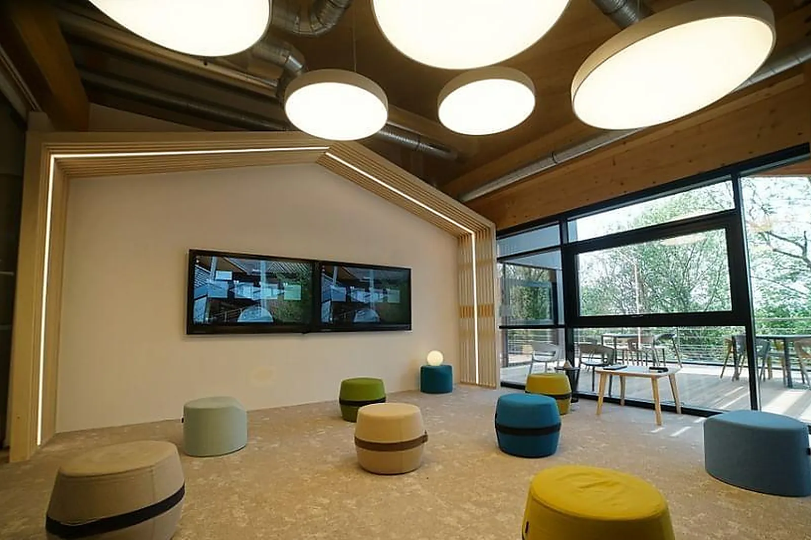 Lieux événementiels, SHAREWOOD