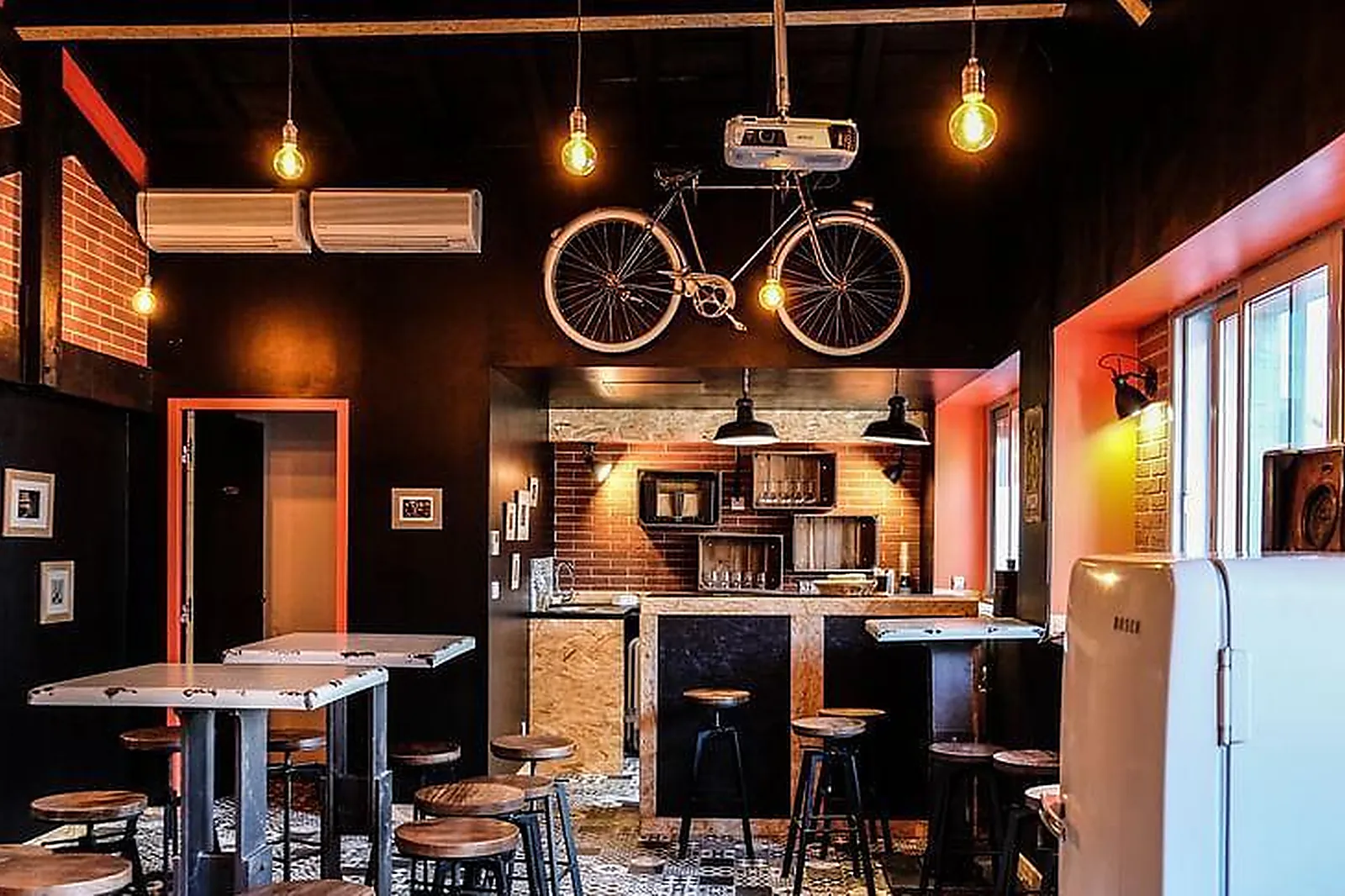 Lieux événementiels, SHERLOCK BAR